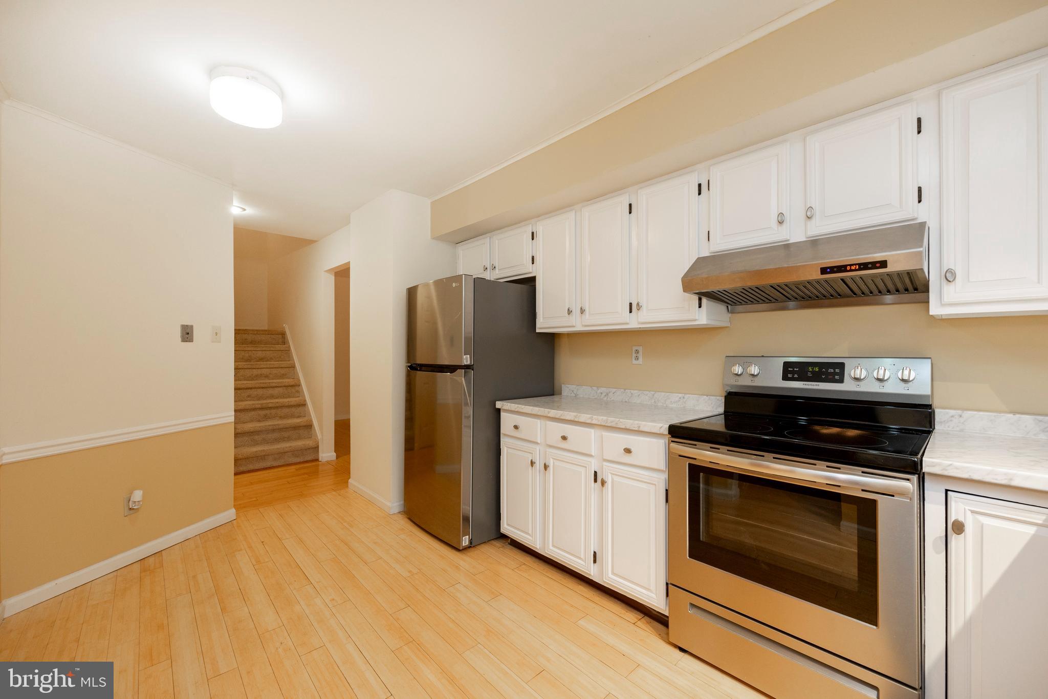 HILL CREST - Residential