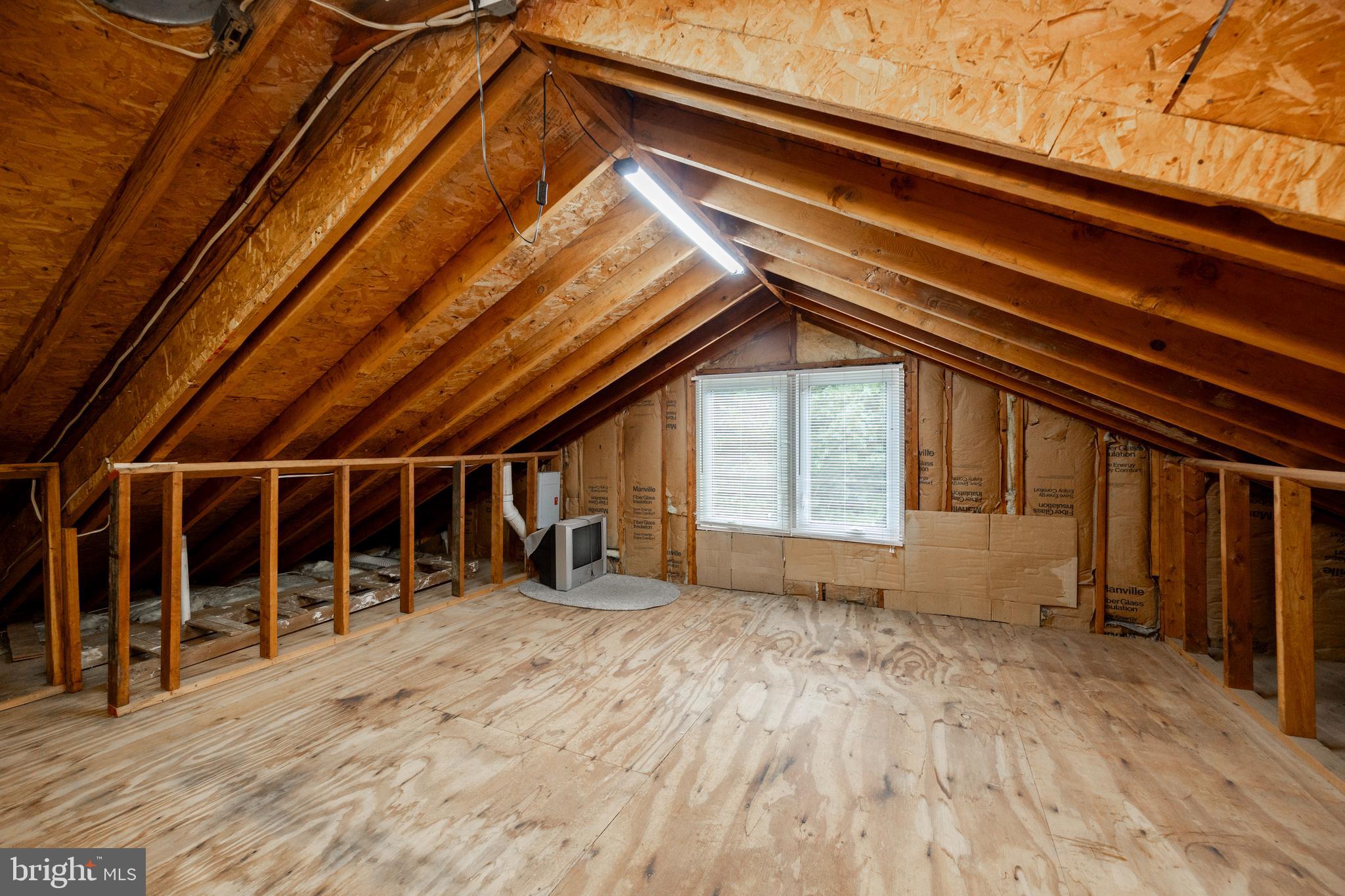 HILL CREST - Residential