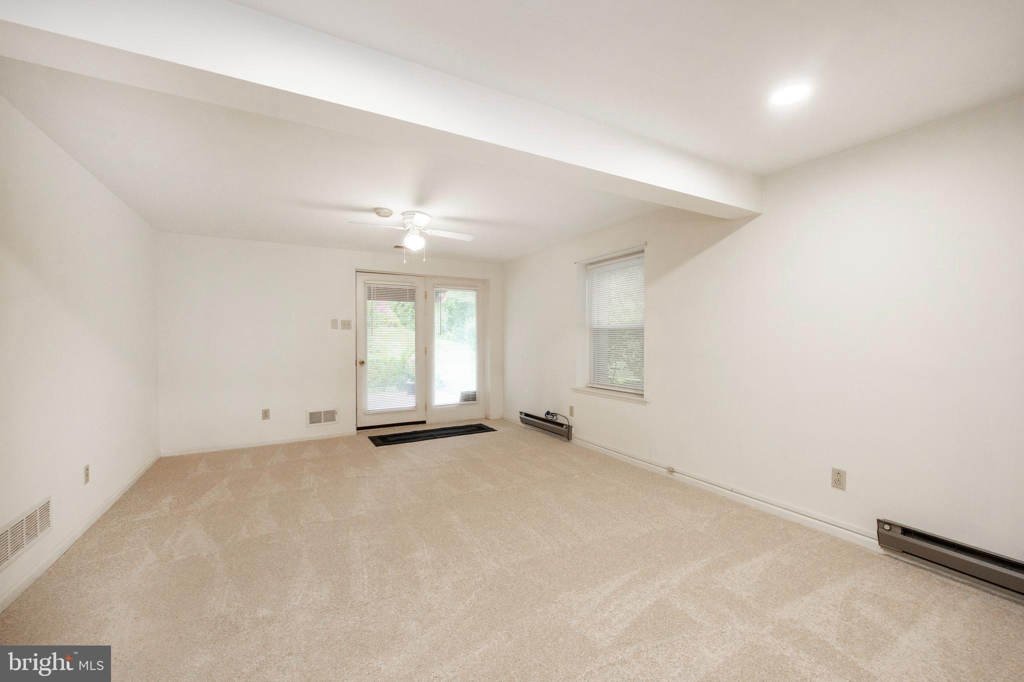 HILL CREST - Residential