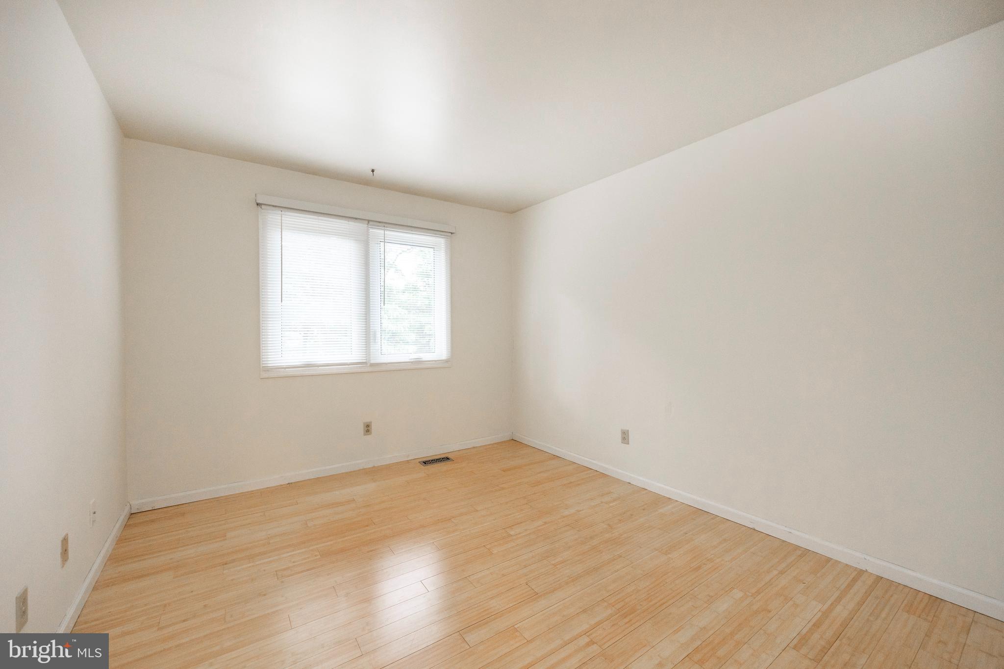 HILL CREST - Residential