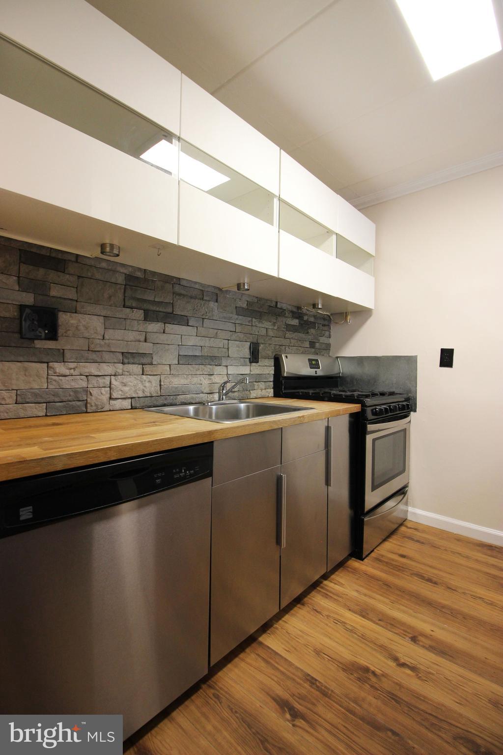 HUNTINGTON CLUB - Residential