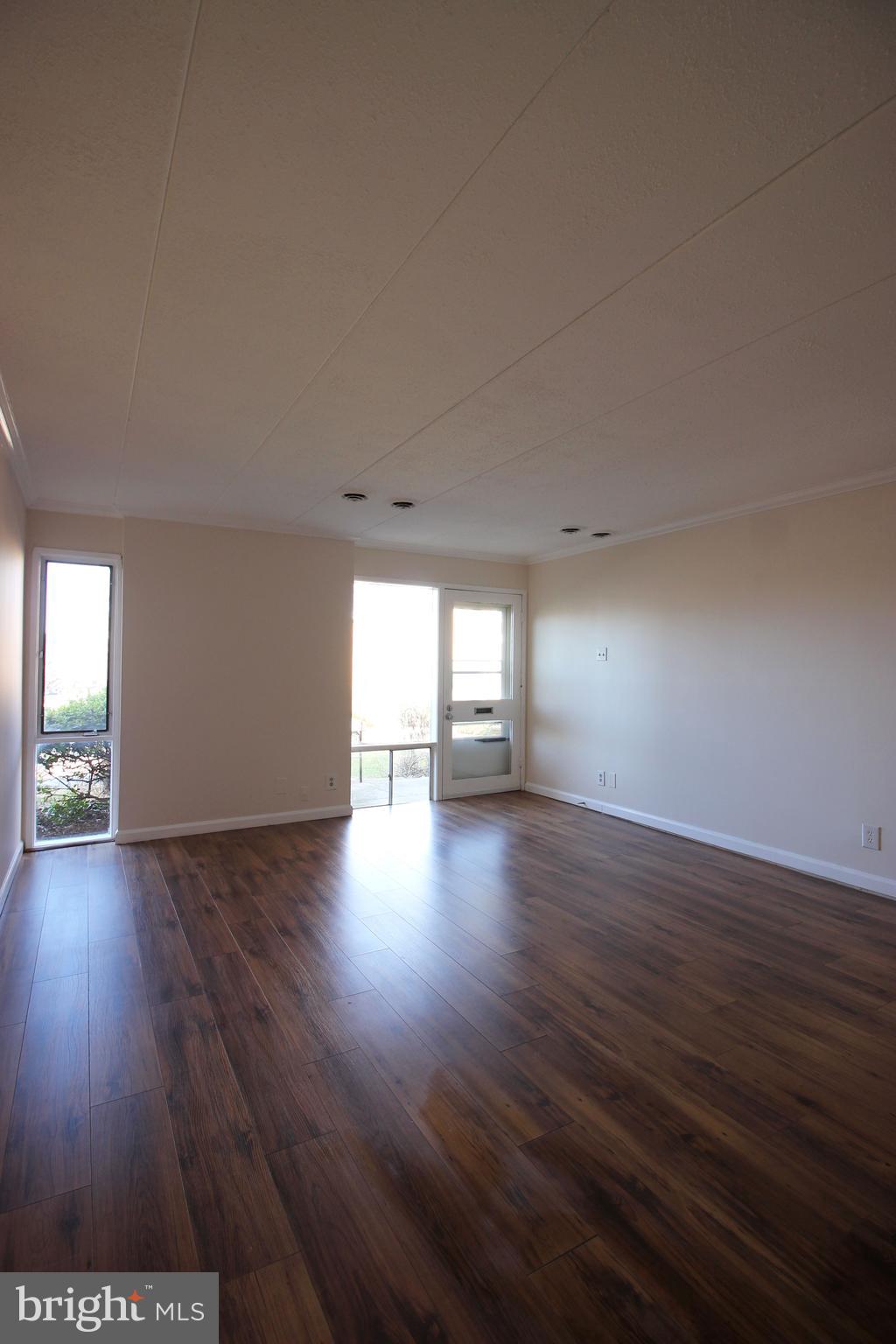 5709 INDIAN COURT 190