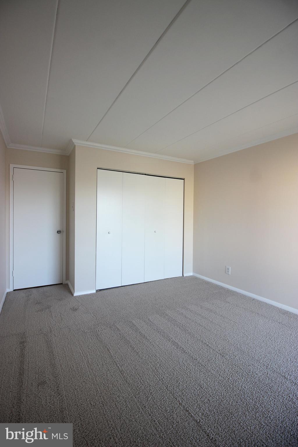 HUNTINGTON CLUB - Residential