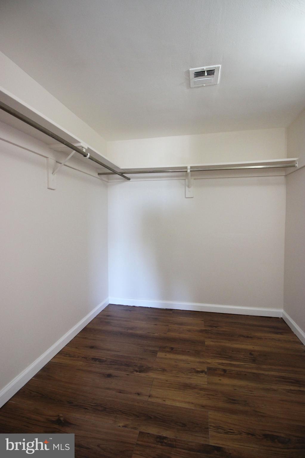 HUNTINGTON CLUB - Residential