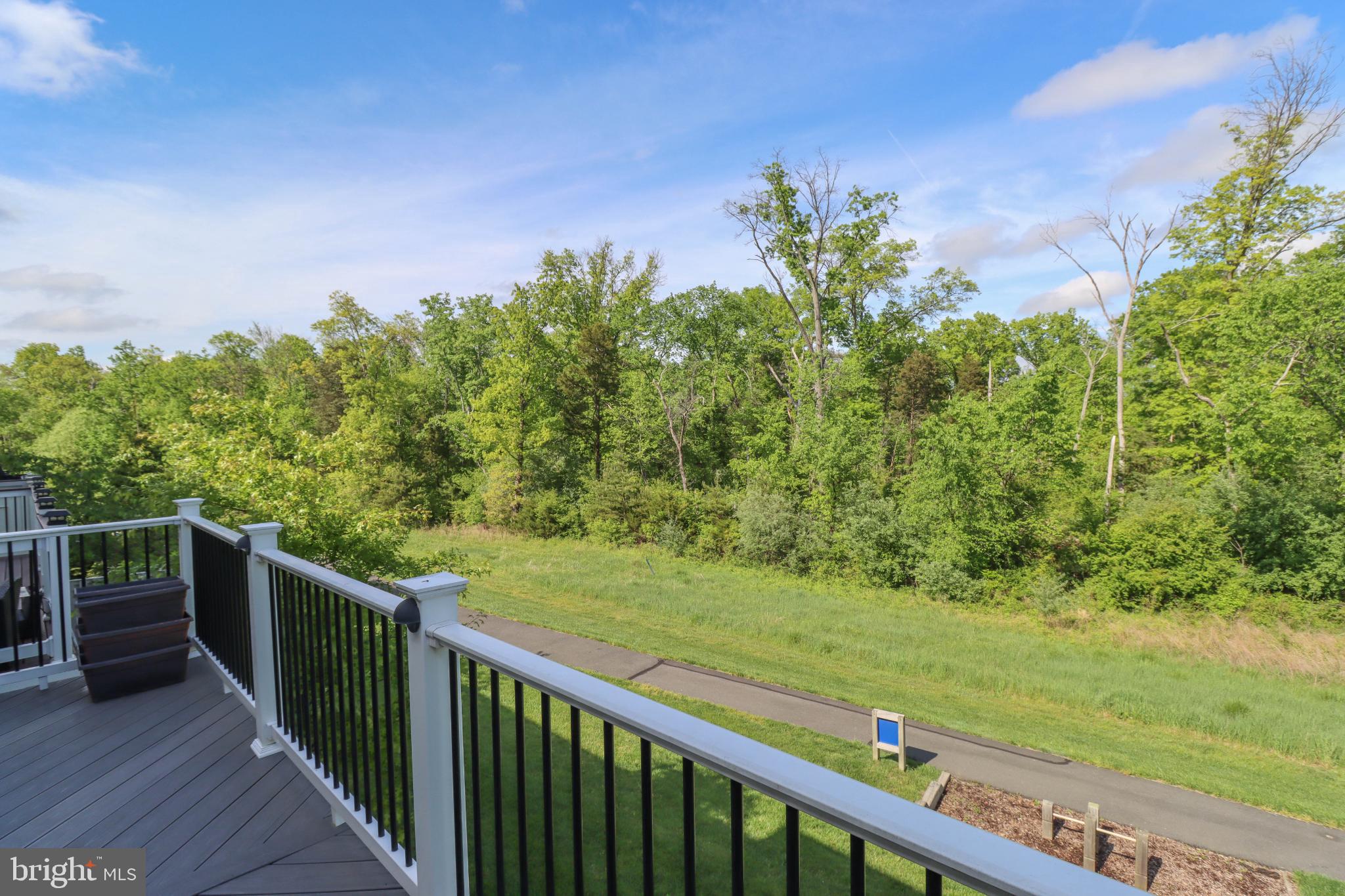 AVONLEA - Residential