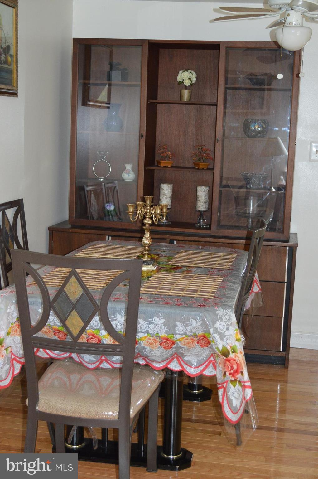 TOWNE CREST - Residential