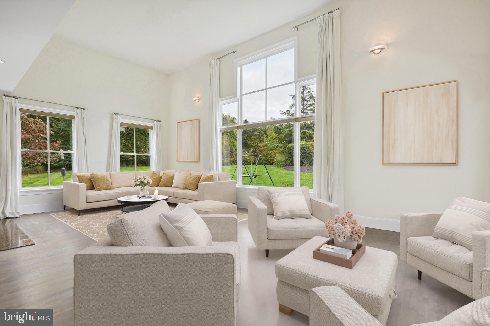 RIVERSCAPE - Residential