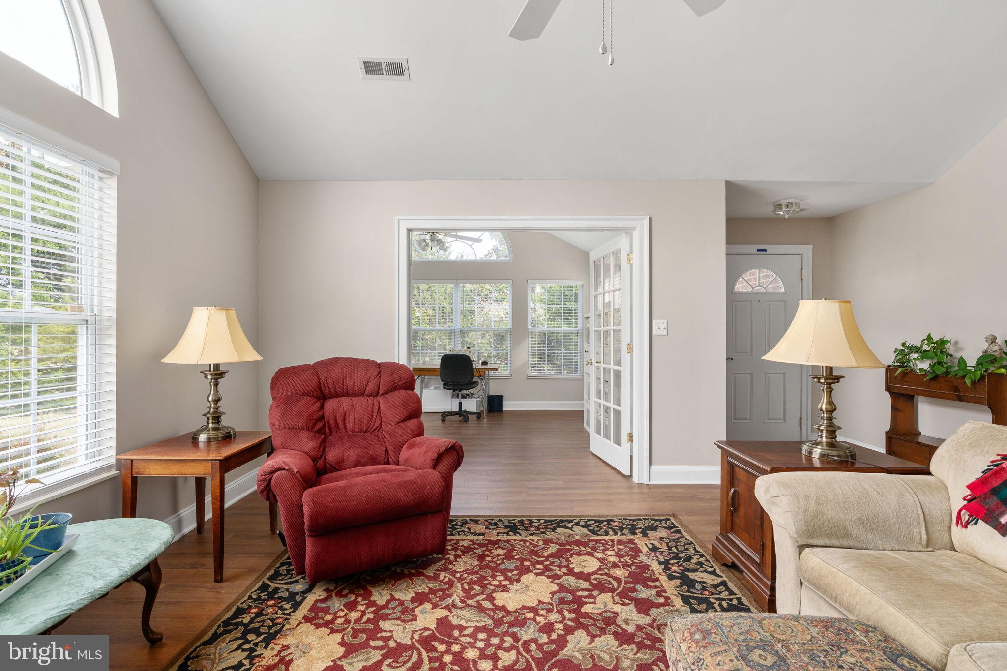 REGENCY PARK VILLAS - Residential