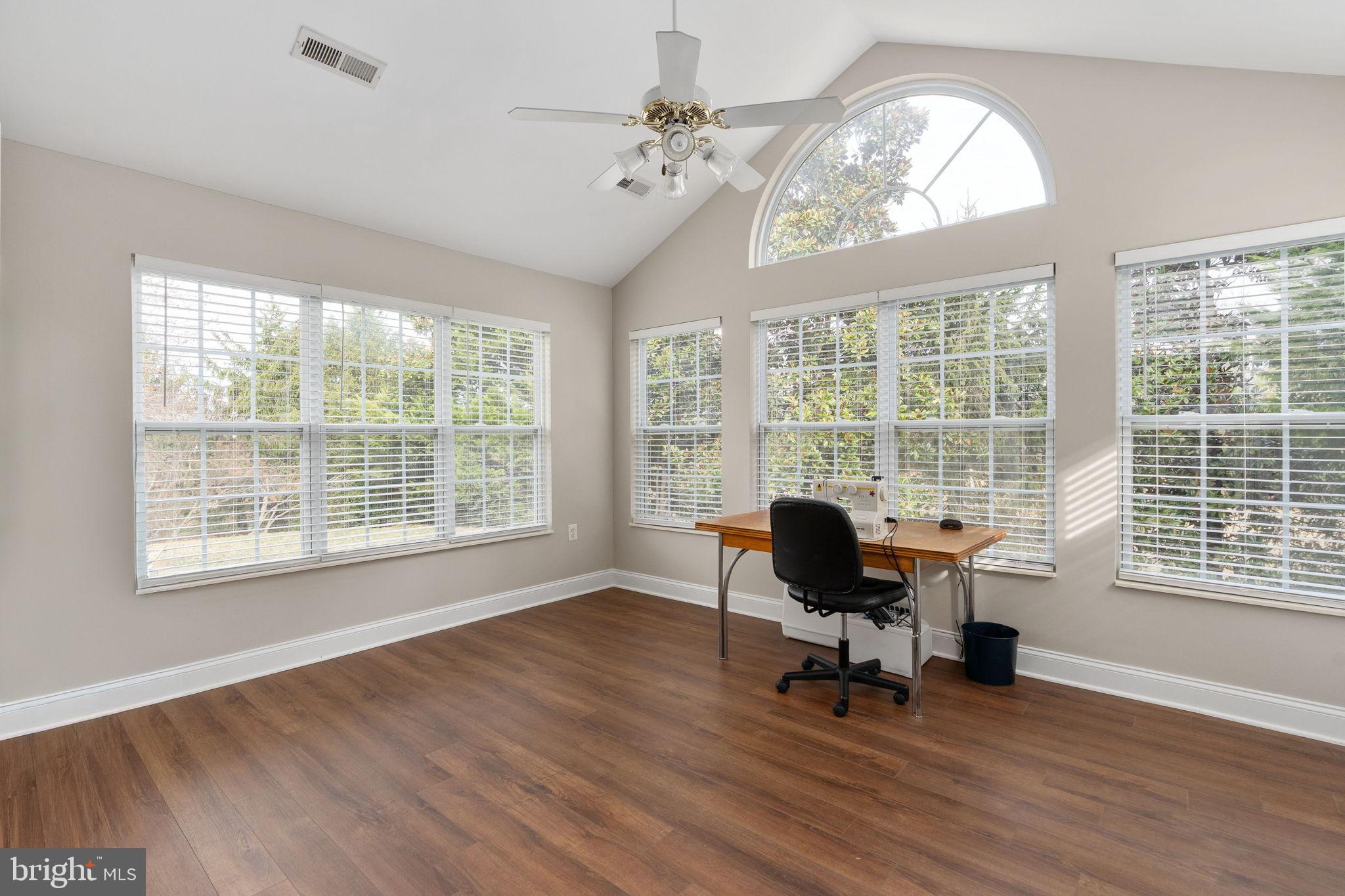 REGENCY PARK VILLAS - Residential