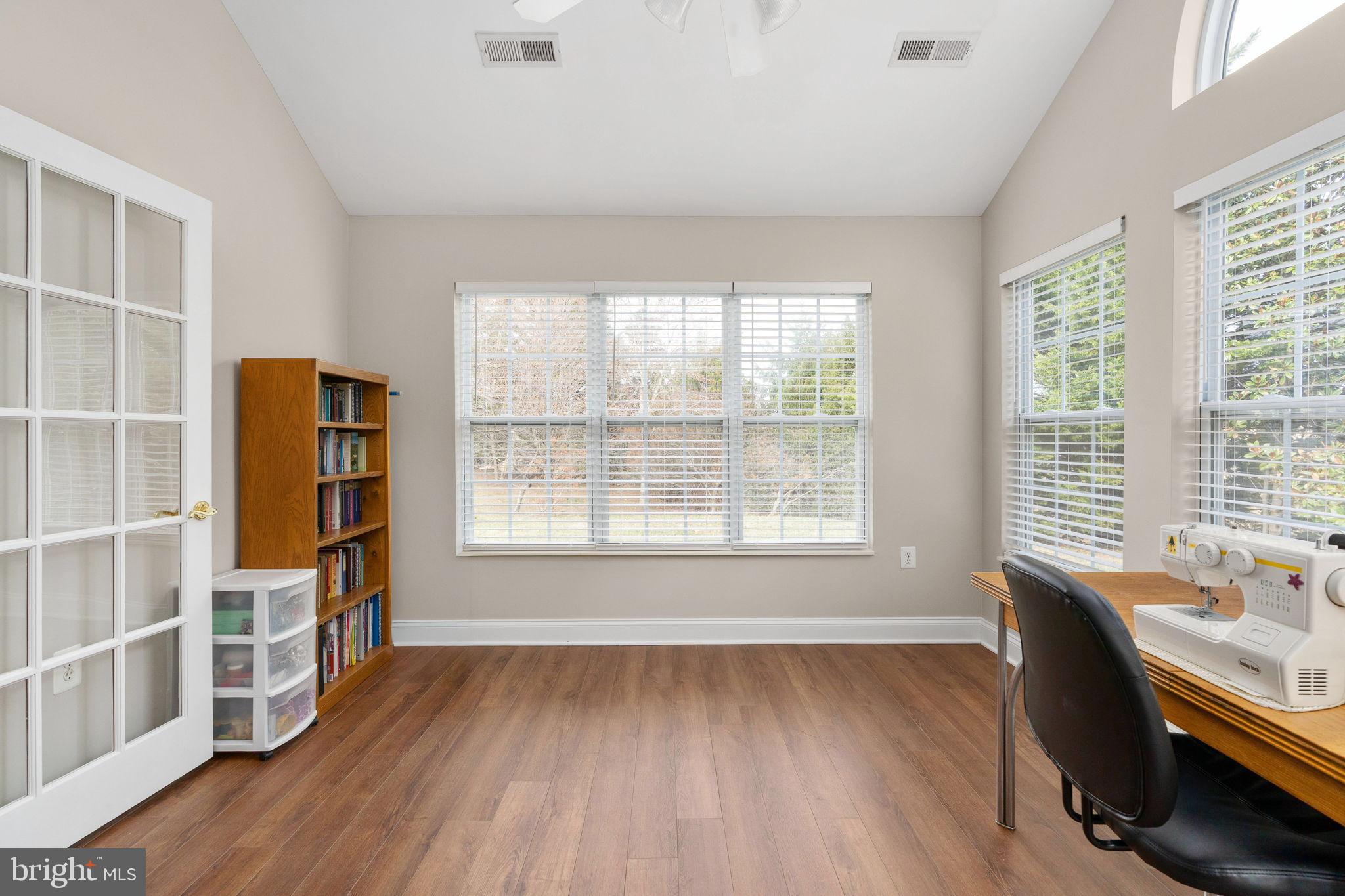 REGENCY PARK VILLAS - Residential