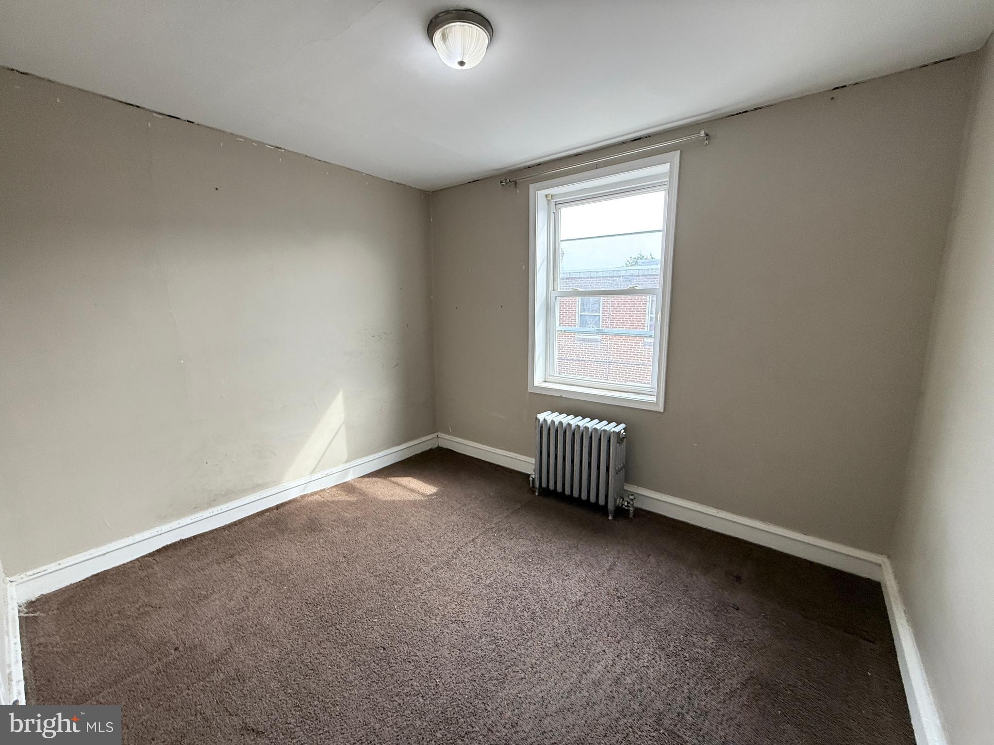 OXFORD CIRCLE - Residential
