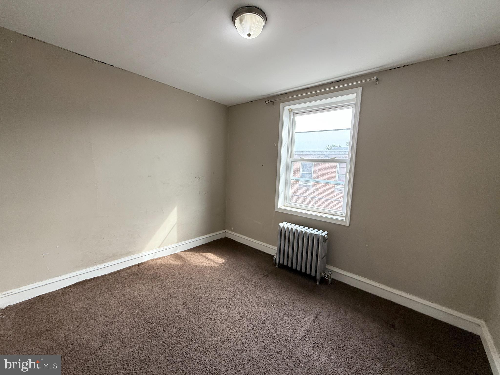 OXFORD CIRCLE - Residential