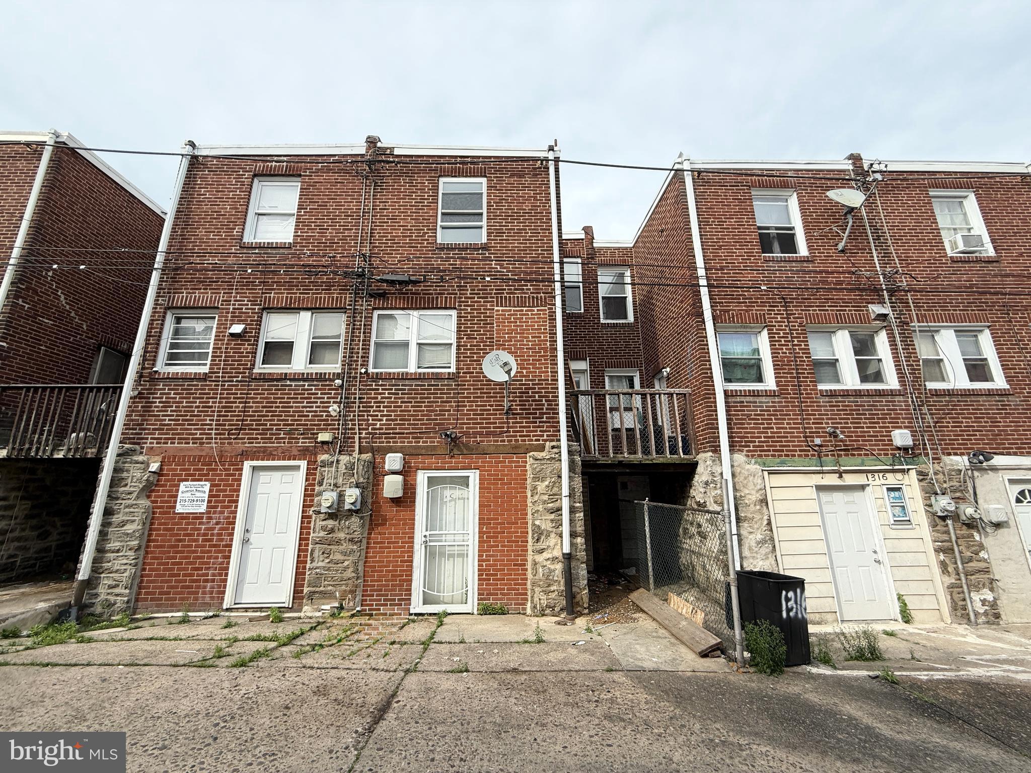 OXFORD CIRCLE - Residential