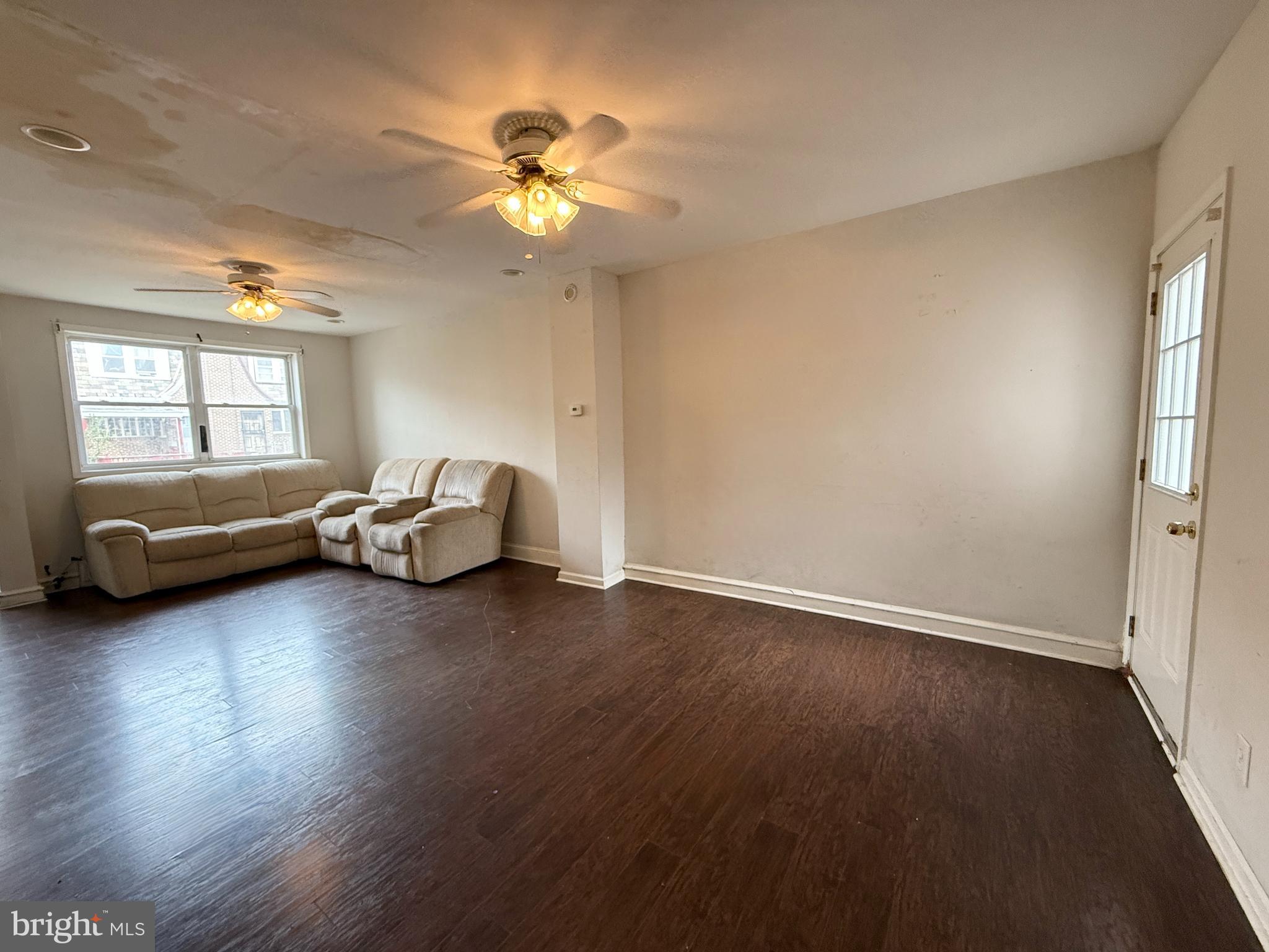 OXFORD CIRCLE - Residential