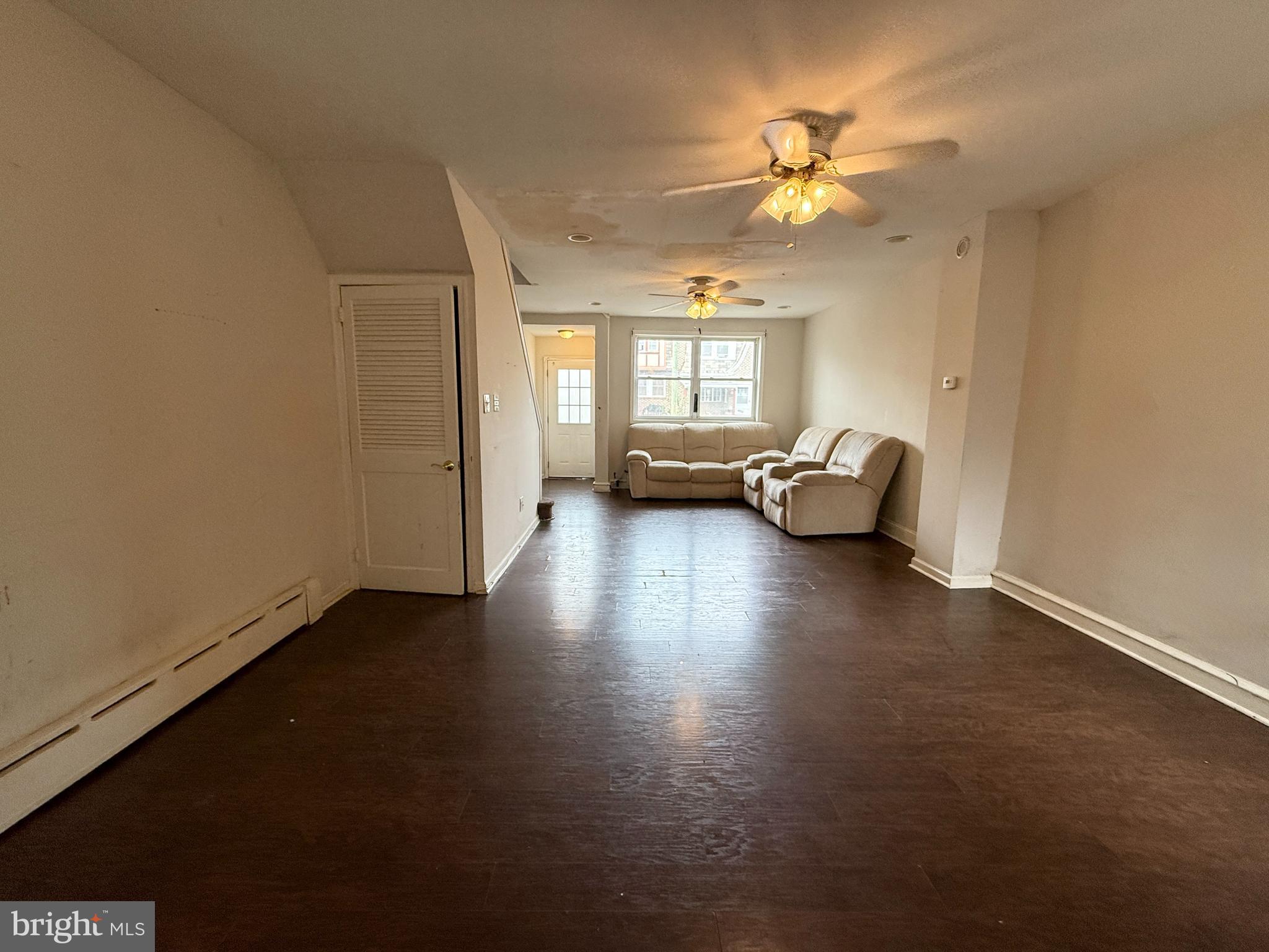 OXFORD CIRCLE - Residential