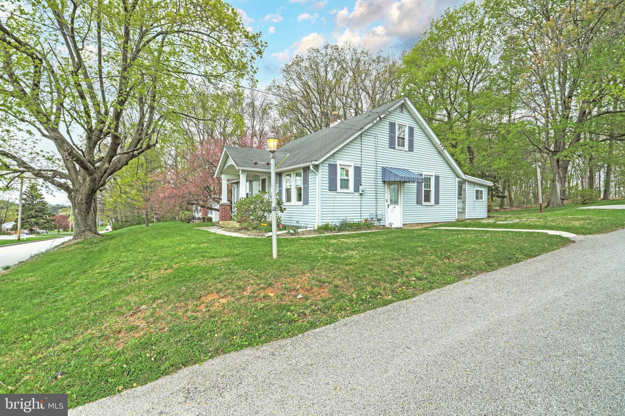 LEADER HEIGHTS - Residential