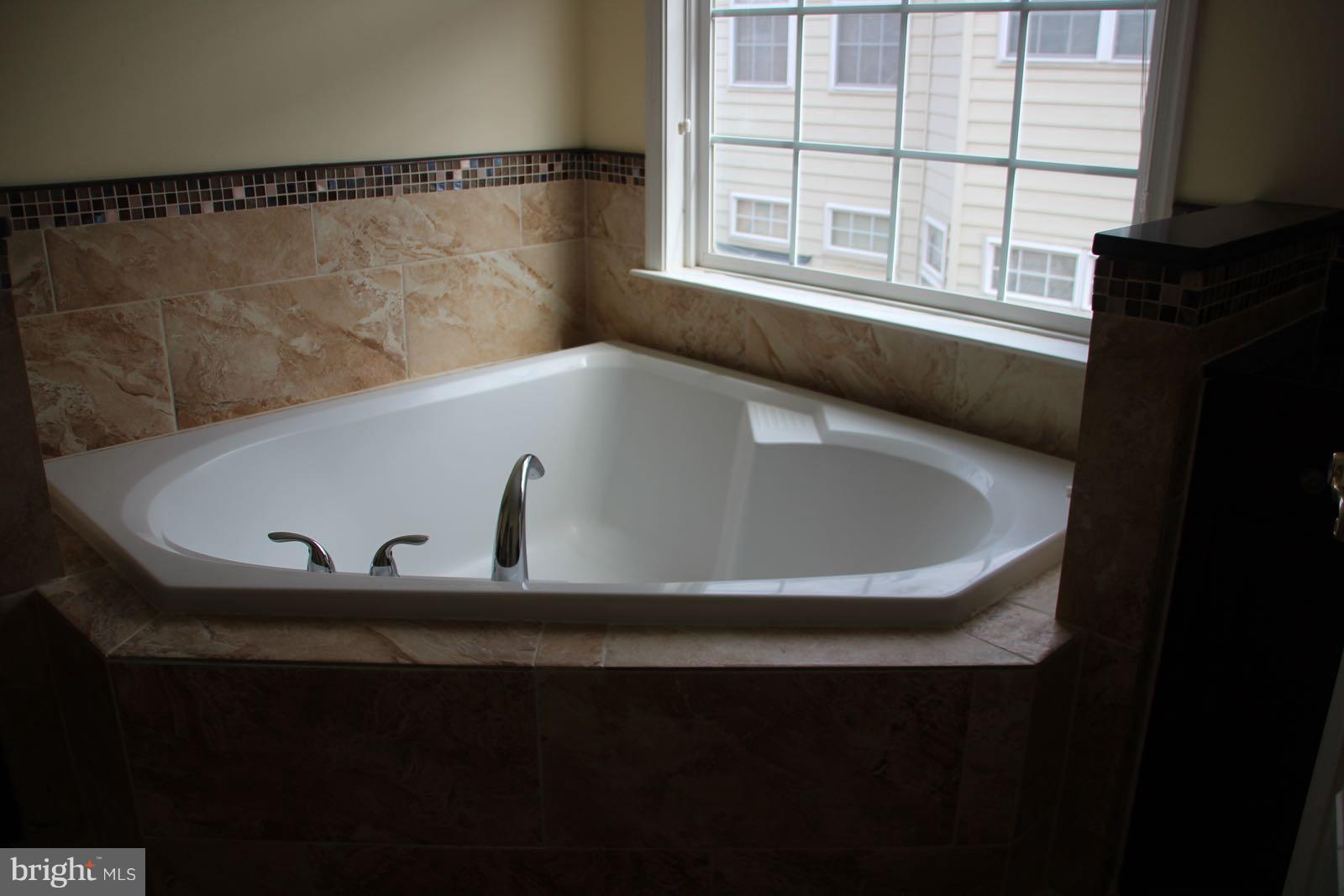 PROVIDENCE PARK - Residential Lease