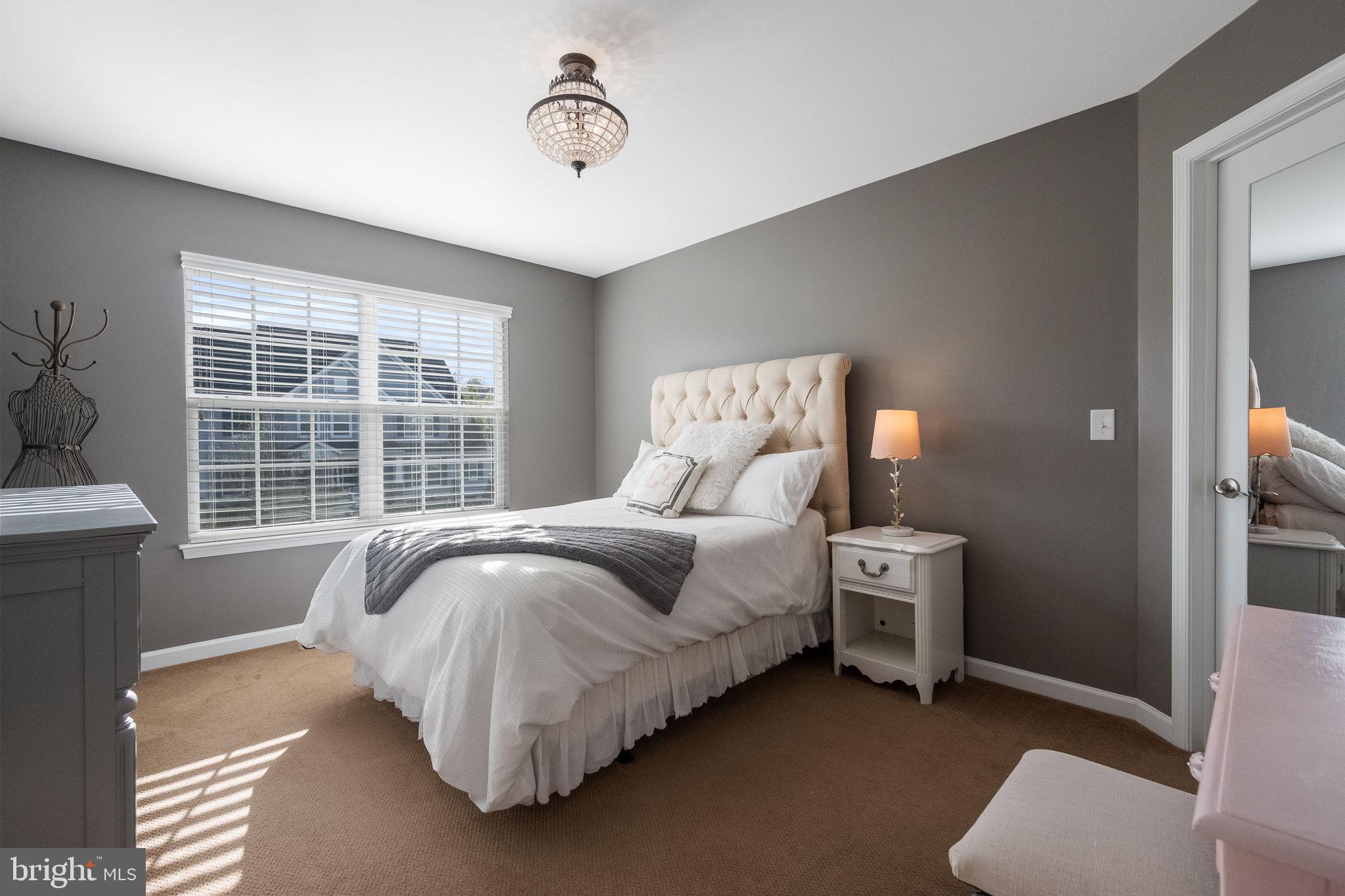 ELYSIAN HEIGHTS - Residential