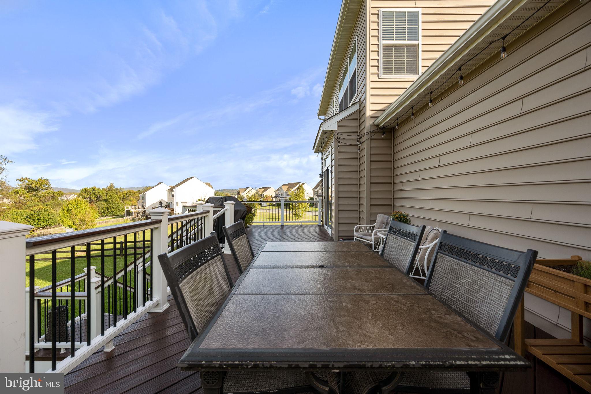 ELYSIAN HEIGHTS - Residential