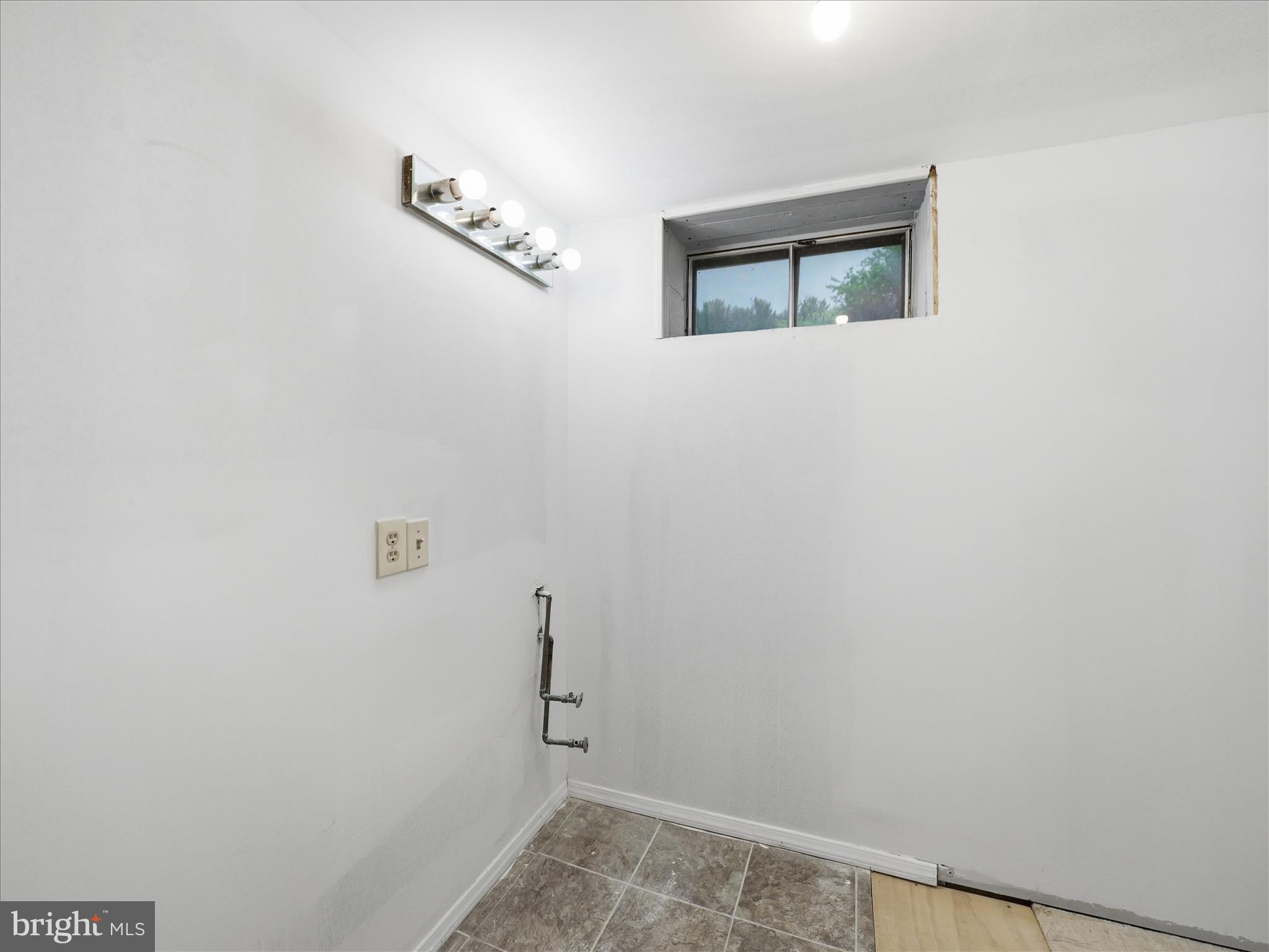 HILL-N-DALE ACRES - Residential