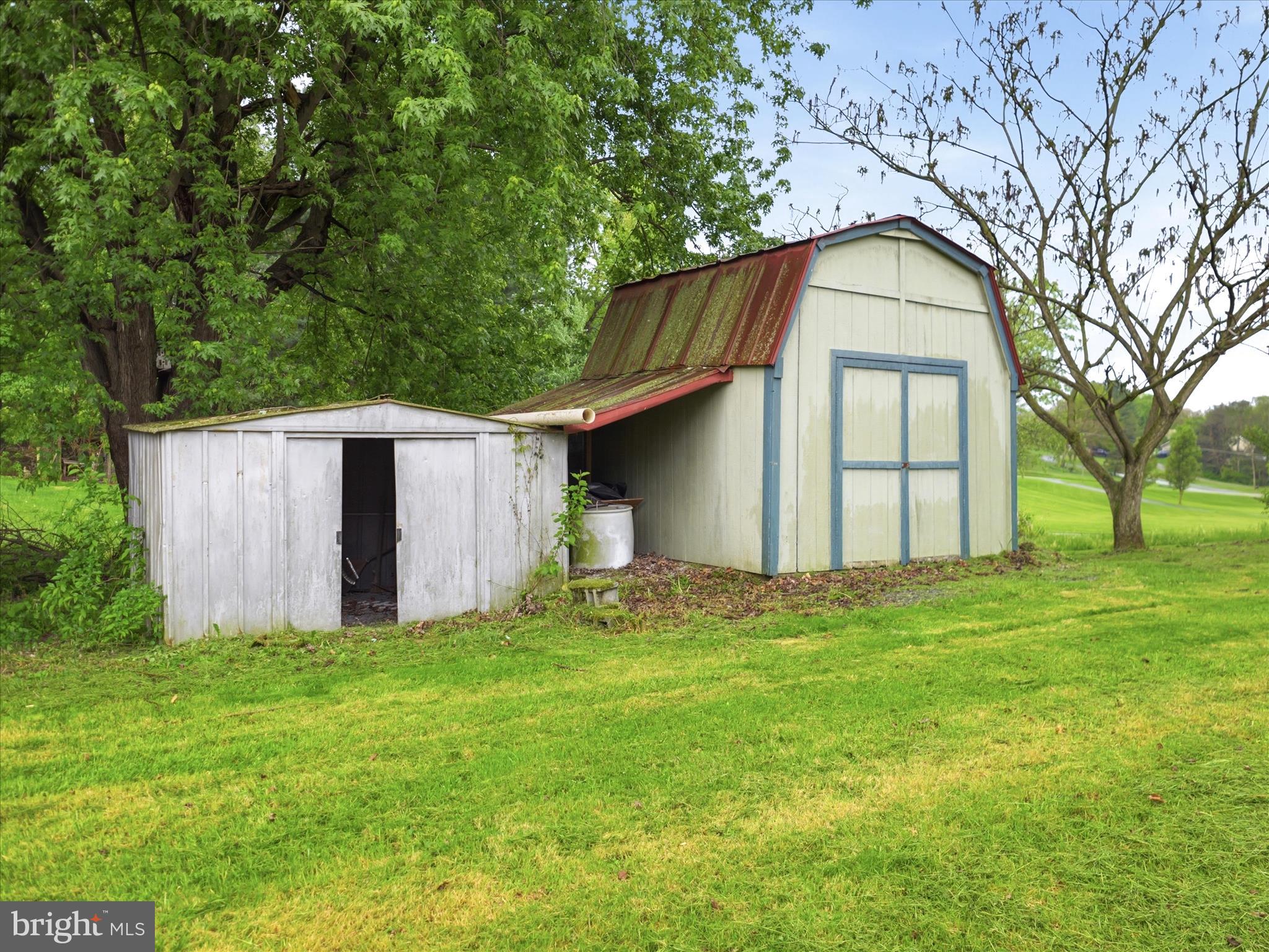 HILL-N-DALE ACRES - Residential