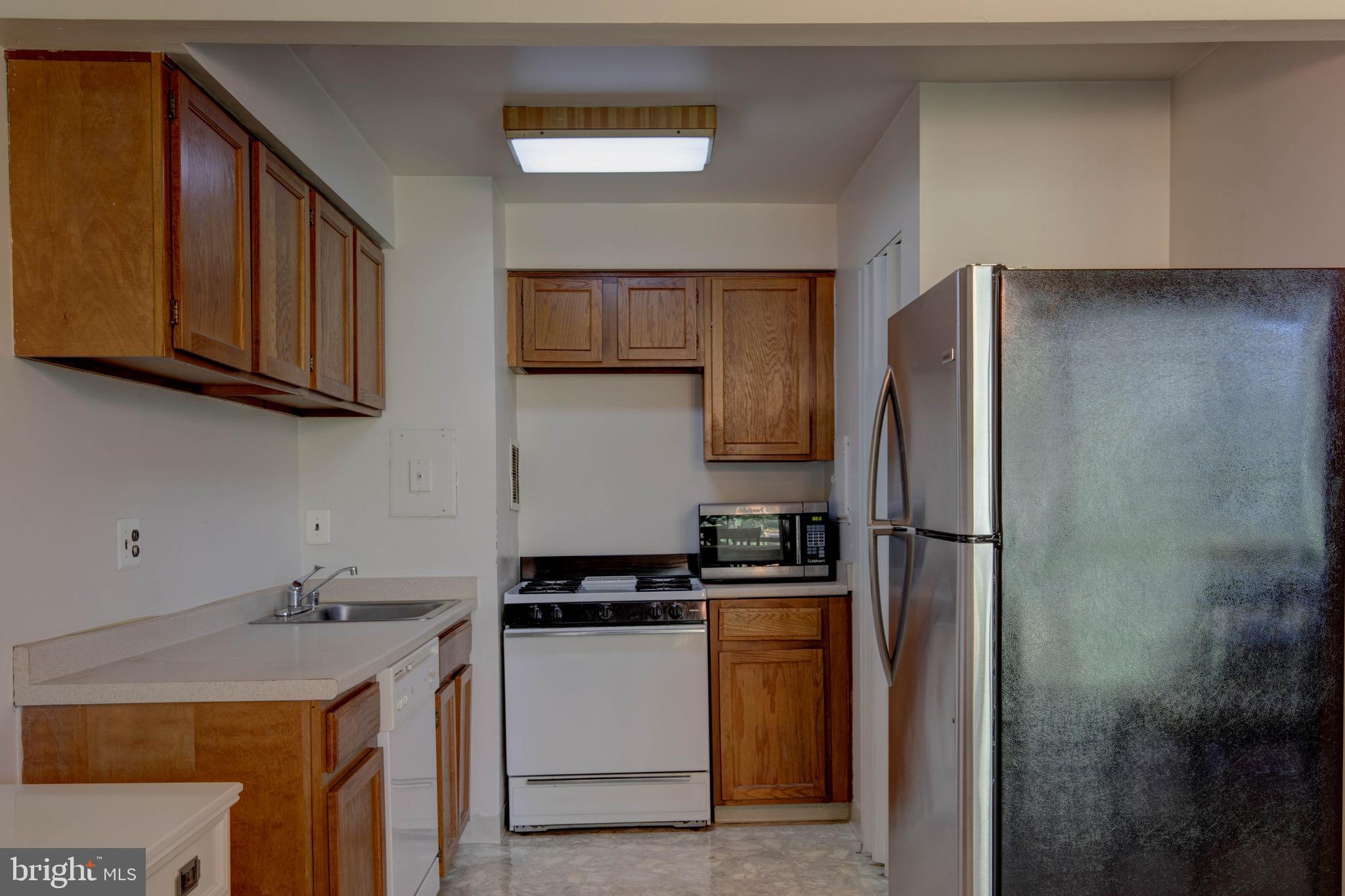 IVYMOUNT COURT - Residential