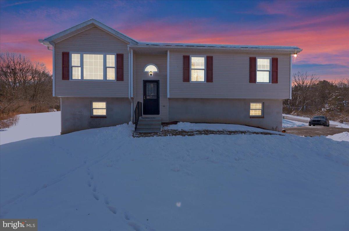 926 SLEEPY HOLLOW DRIVE