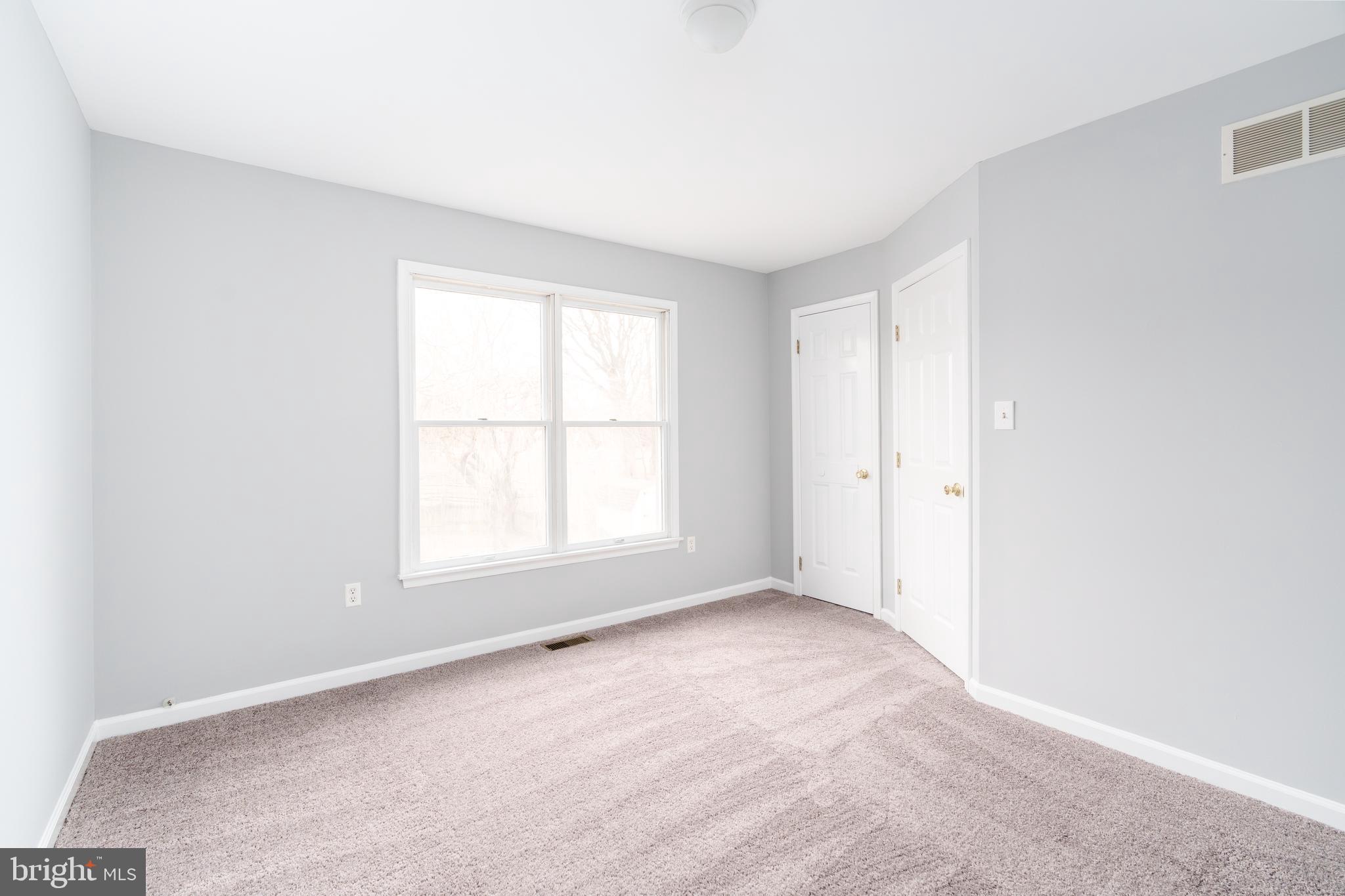 WHITEHALL WEST - Residential