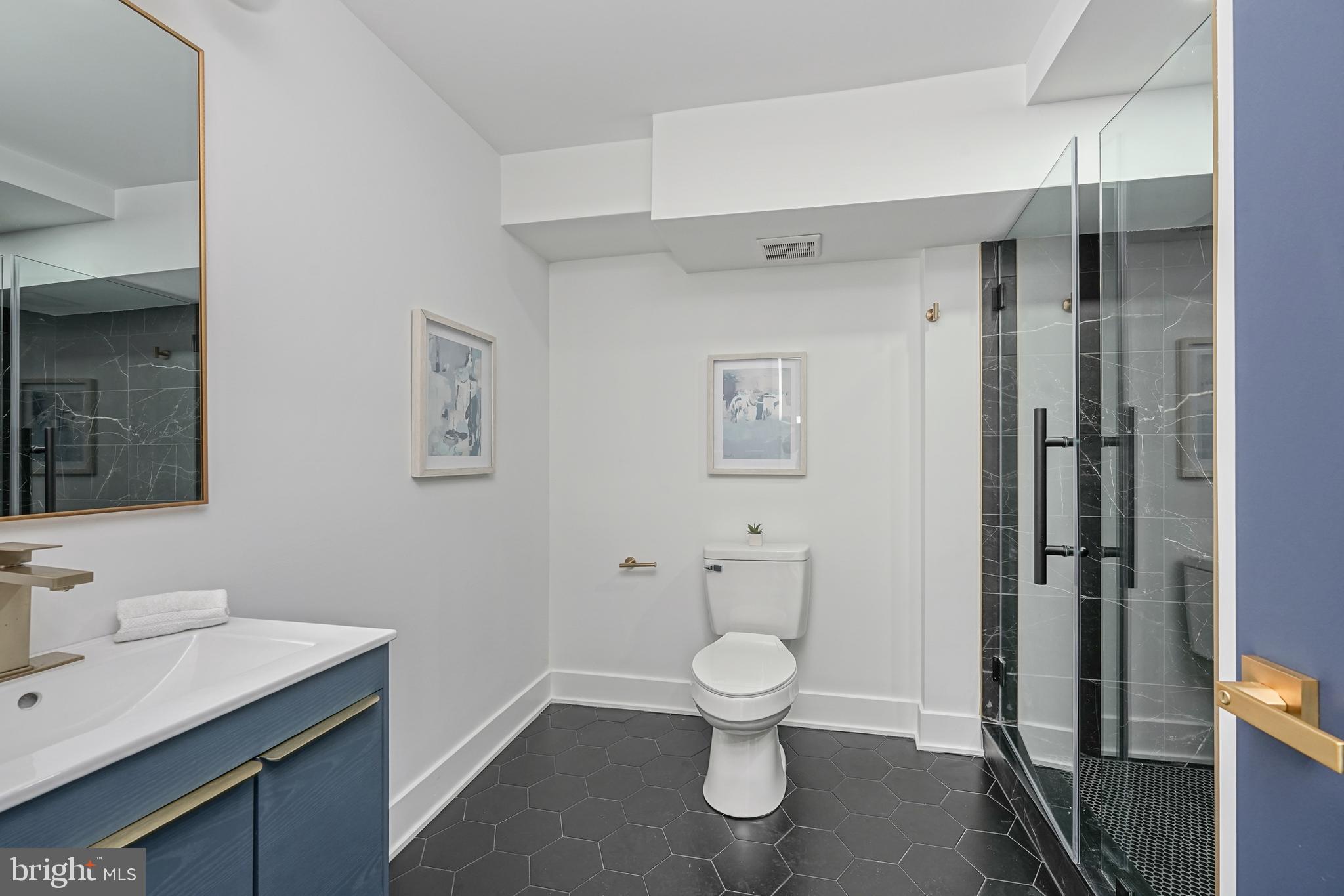 FAIRMOUNT - Residential