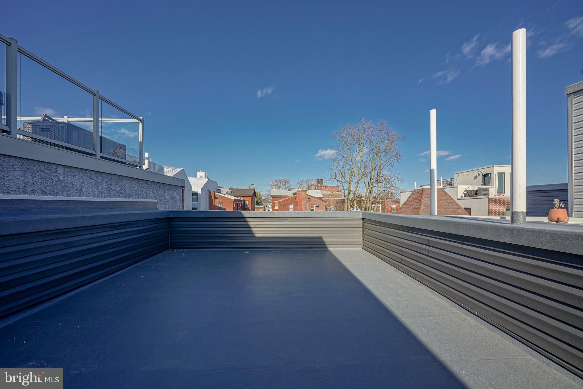 FAIRMOUNT - Residential