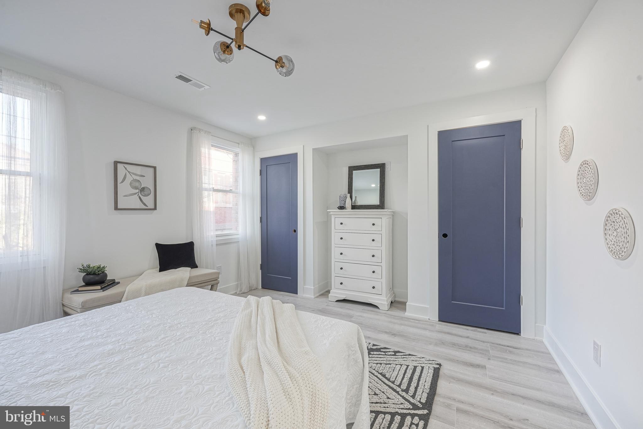 FAIRMOUNT - Residential