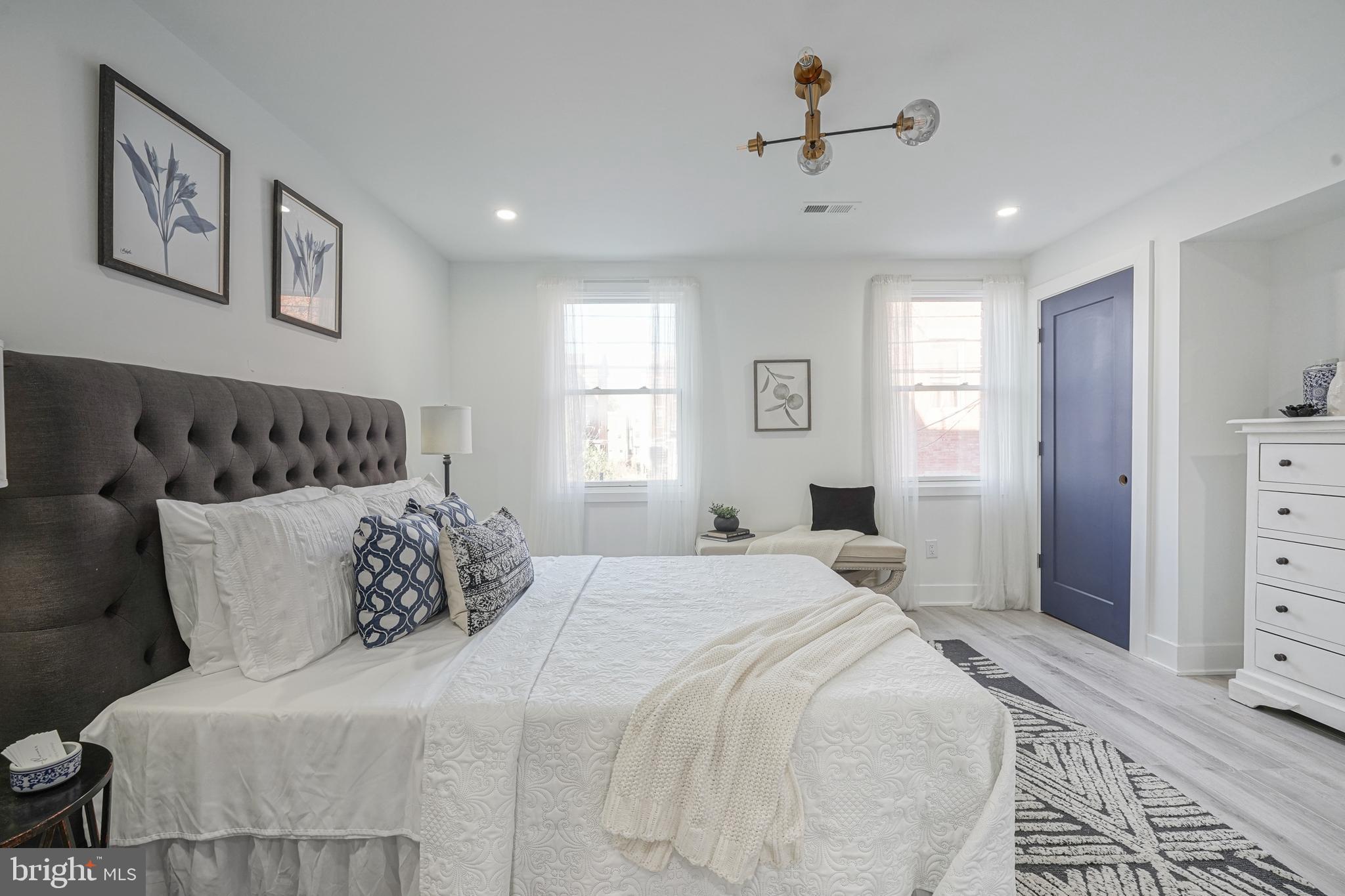 FAIRMOUNT - Residential