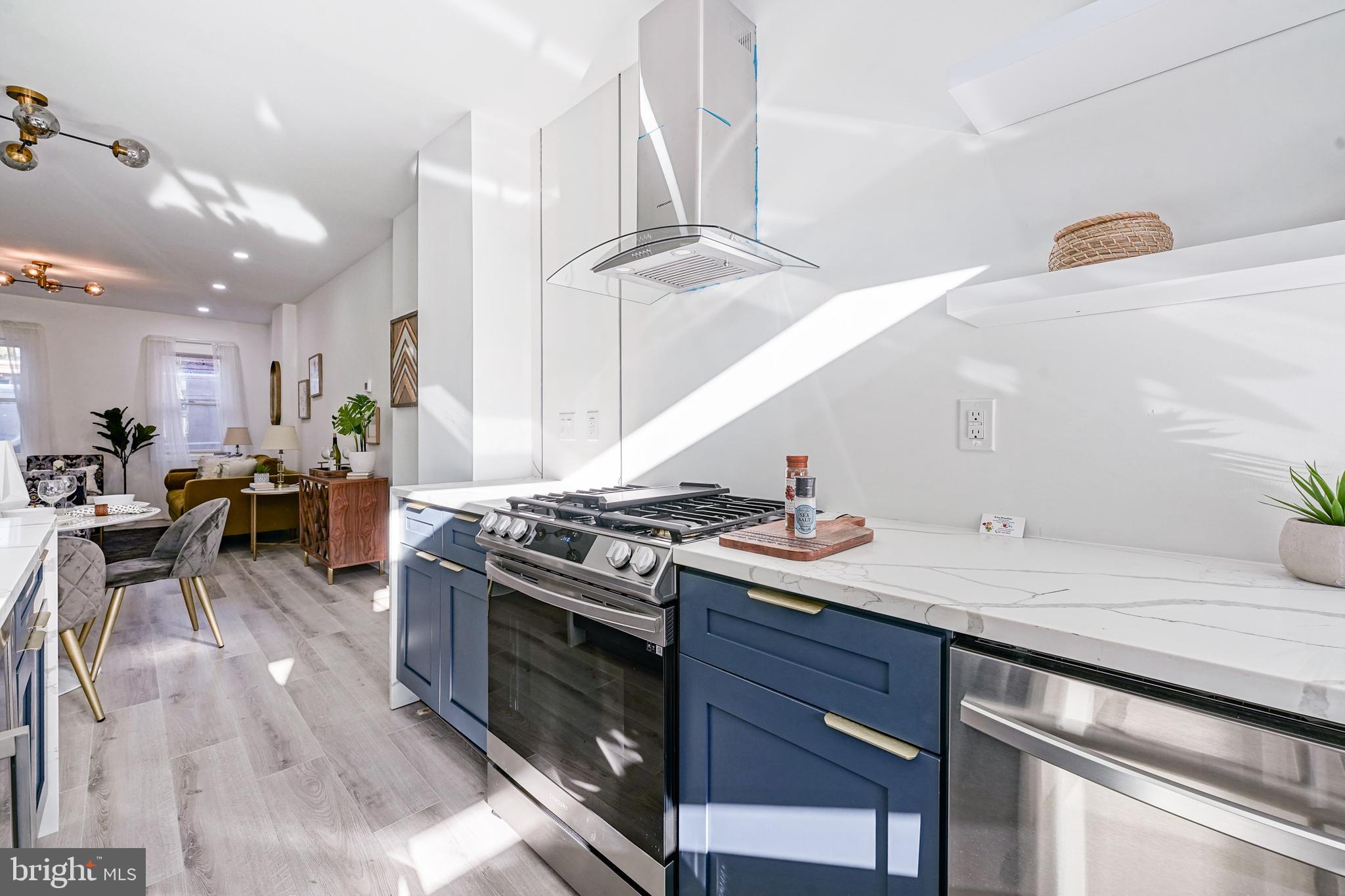 FAIRMOUNT - Residential