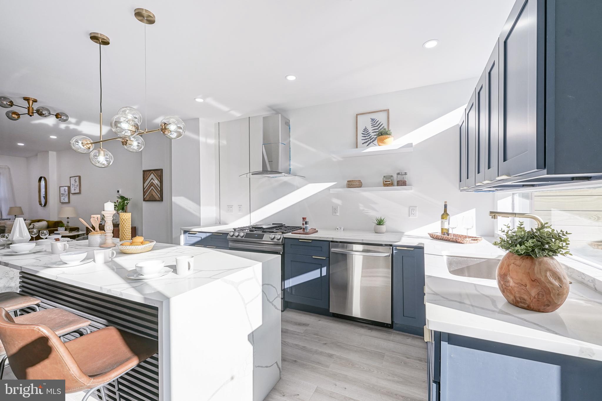 FAIRMOUNT - Residential