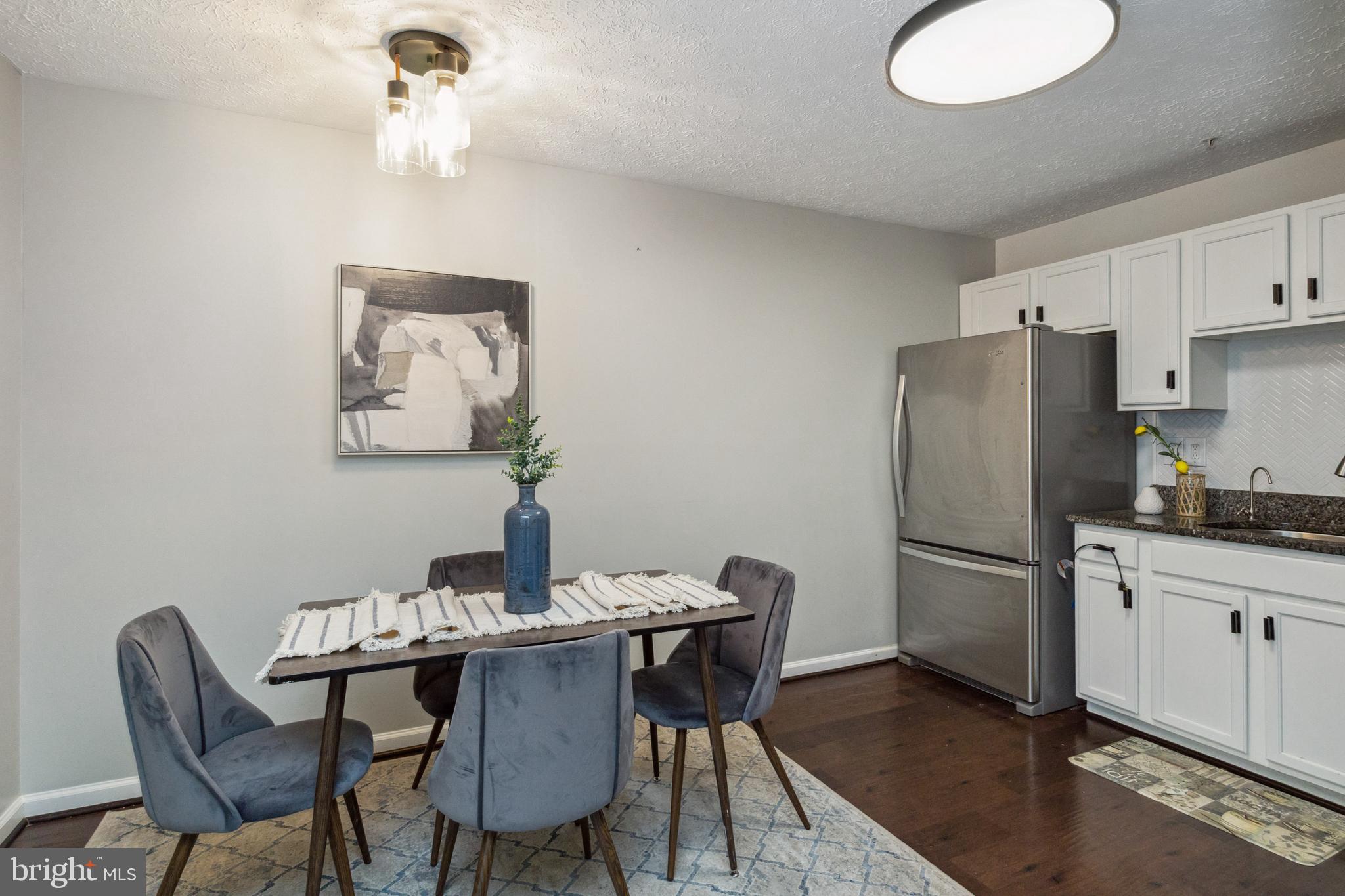 COLUMBIA PARK - Residential