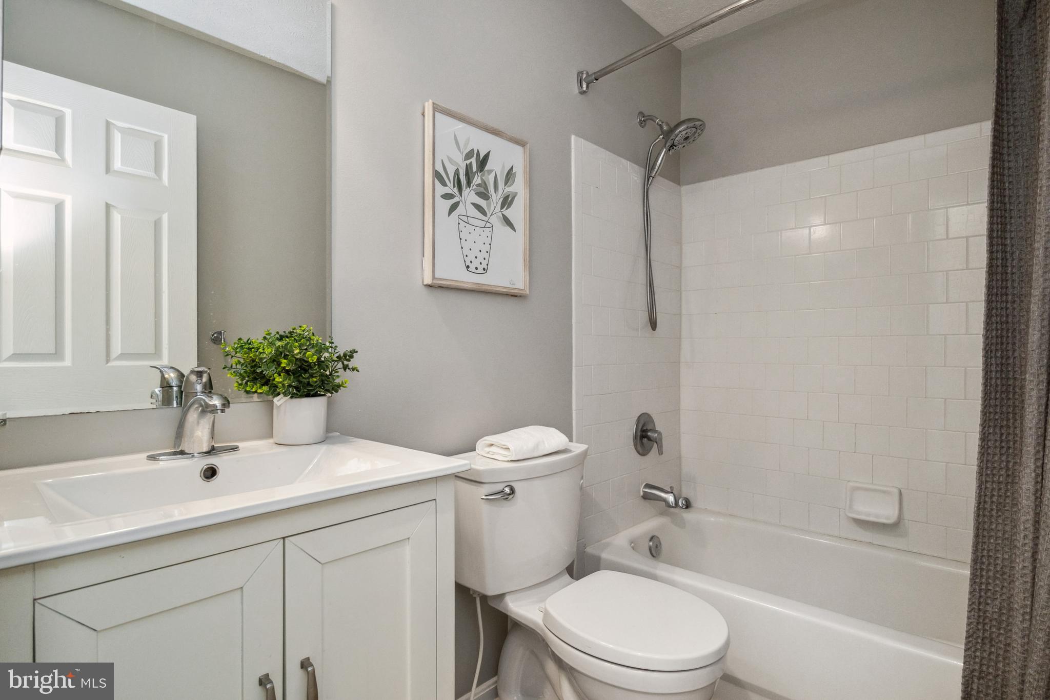 COLUMBIA PARK - Residential