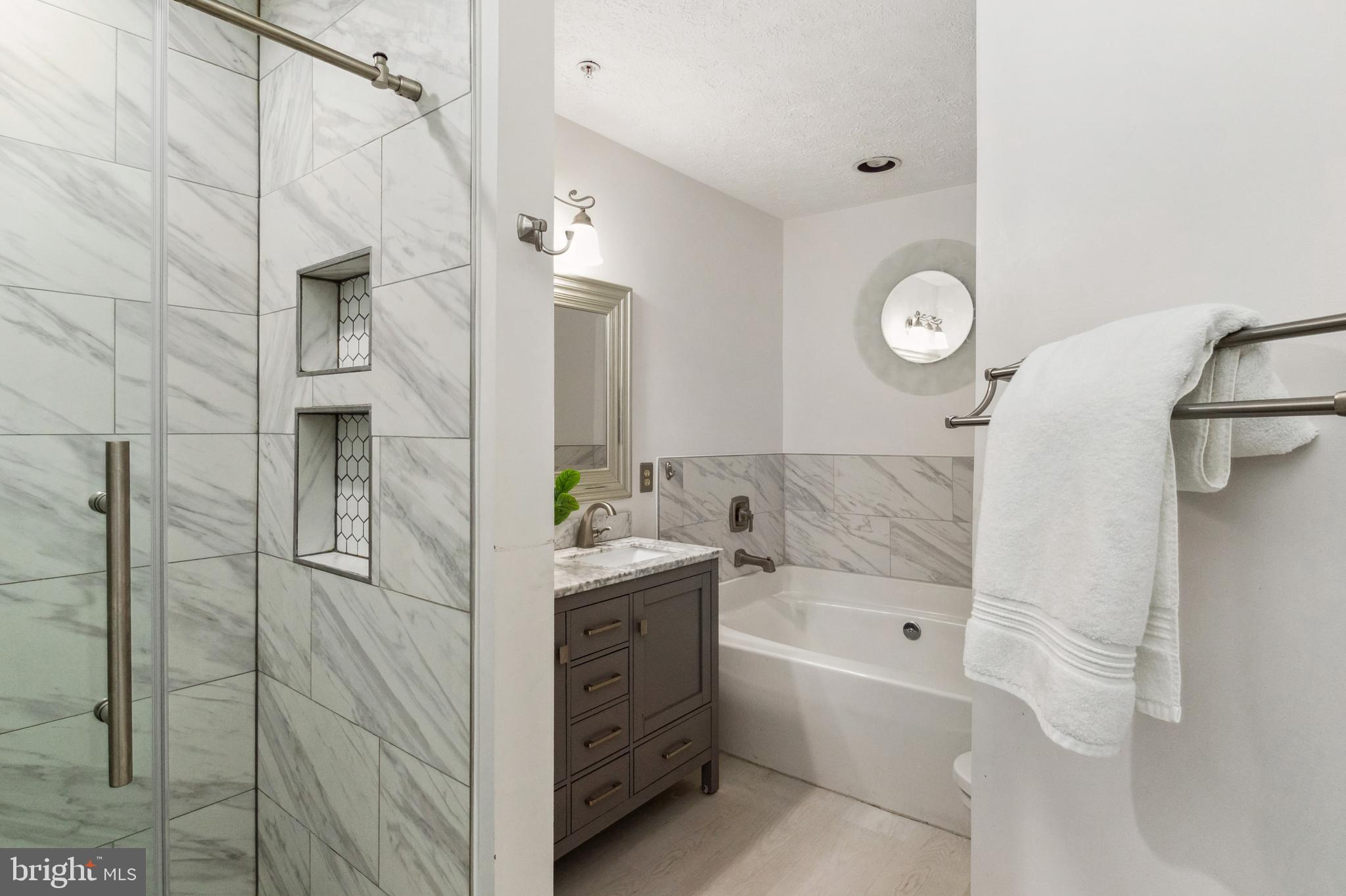 COLUMBIA PARK - Residential