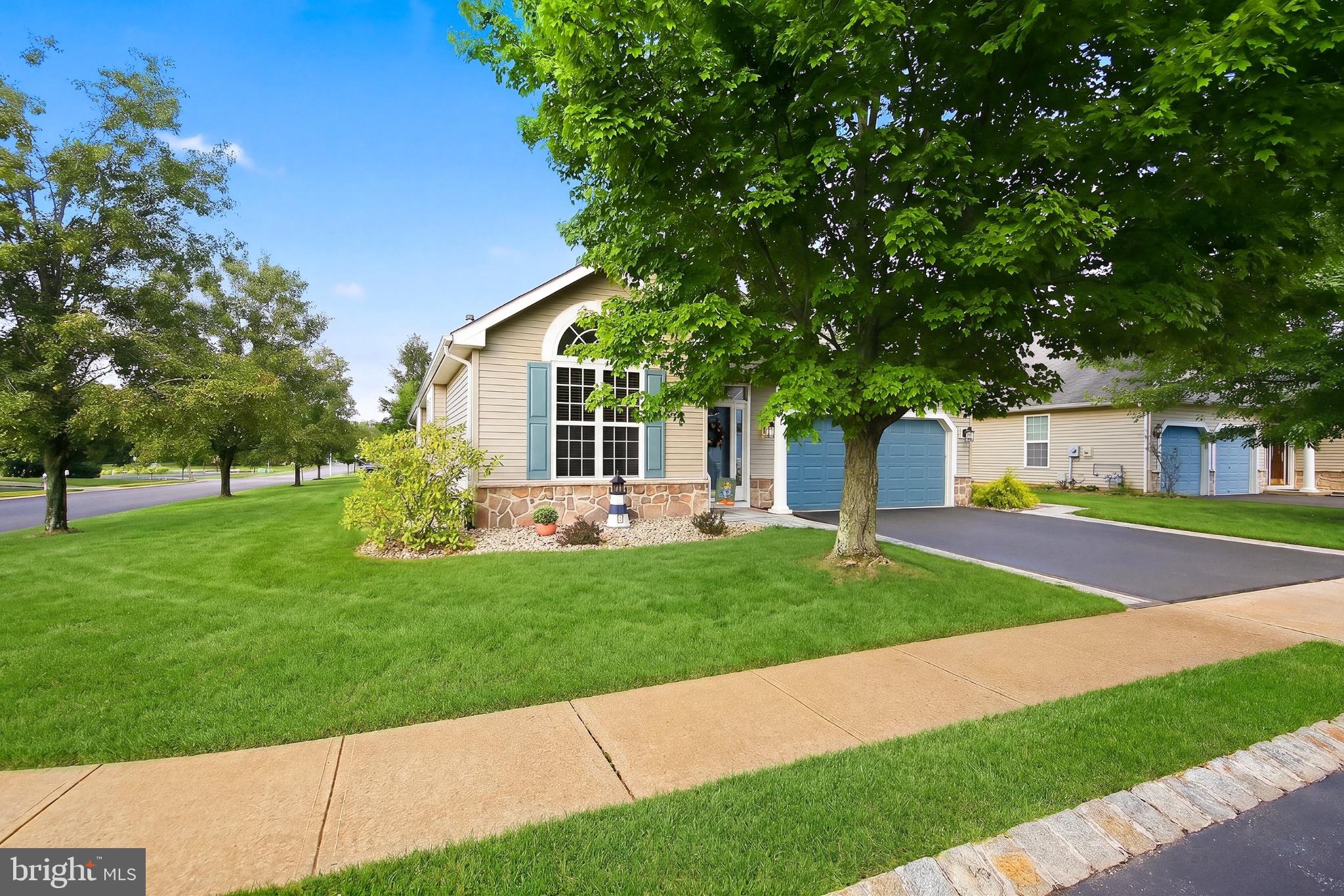 12 WOODVIEW DRIVE