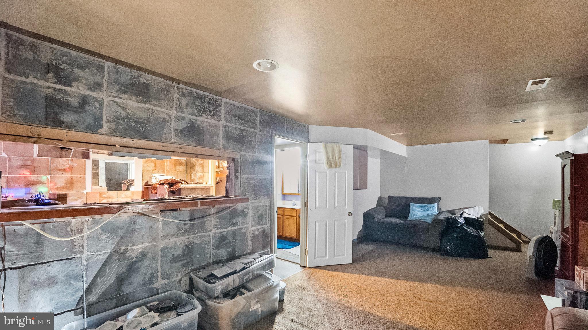 ROSEDALE - Residential