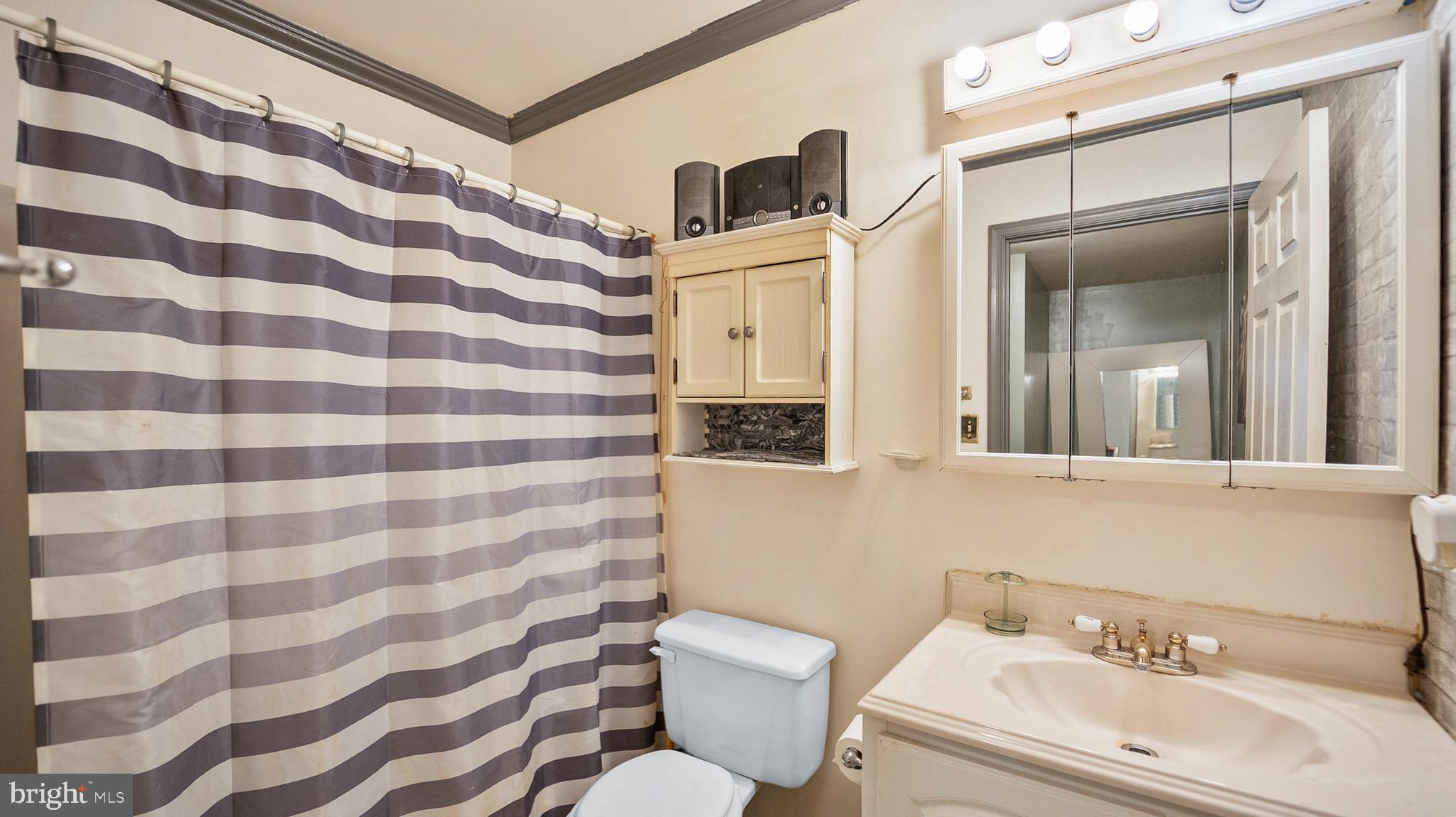 ROSEDALE - Residential