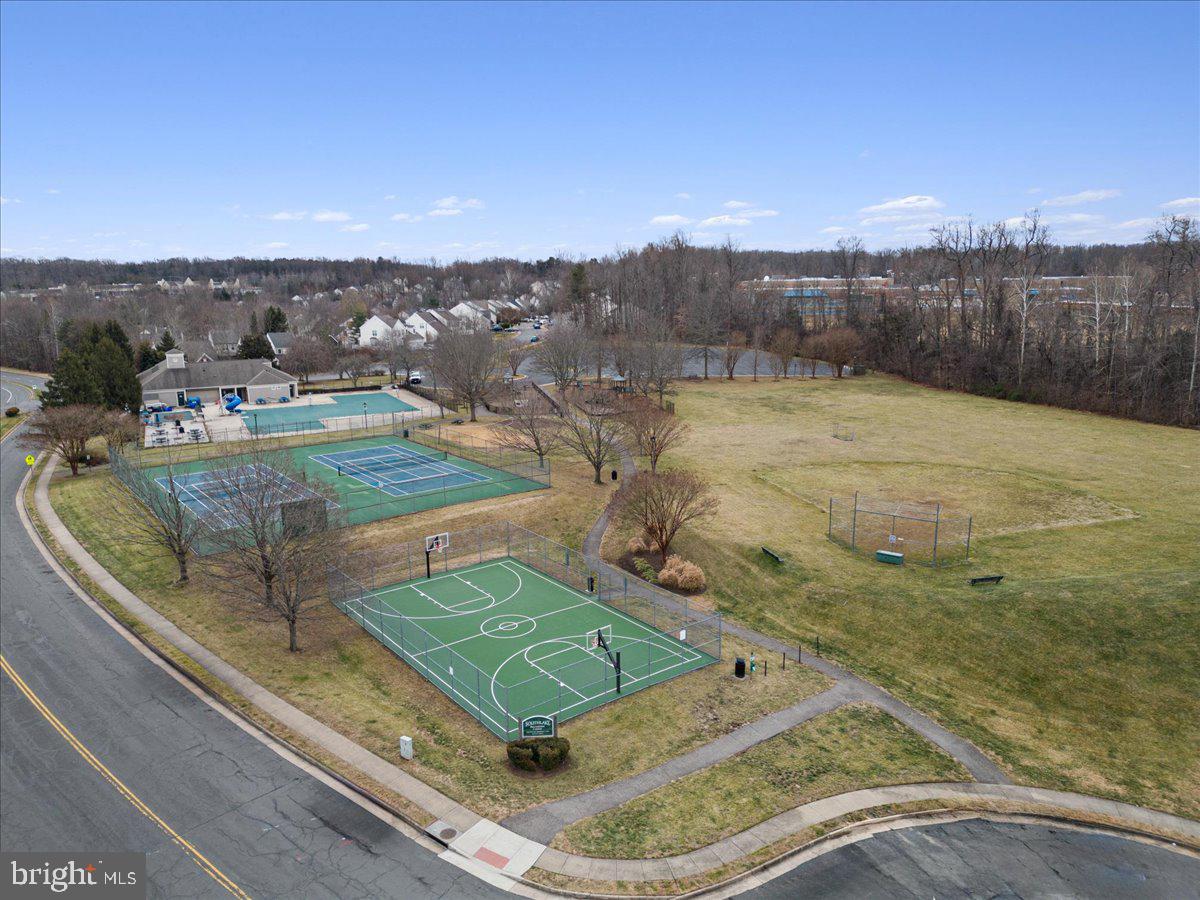 SOUTHLAKE AT MONTCLAIR - Residential