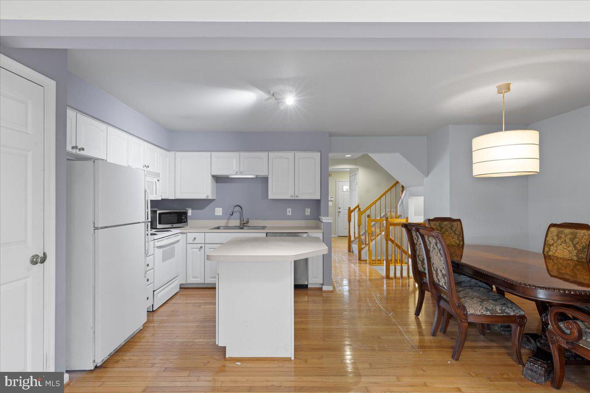 SOUTHLAKE AT MONTCLAIR - Residential