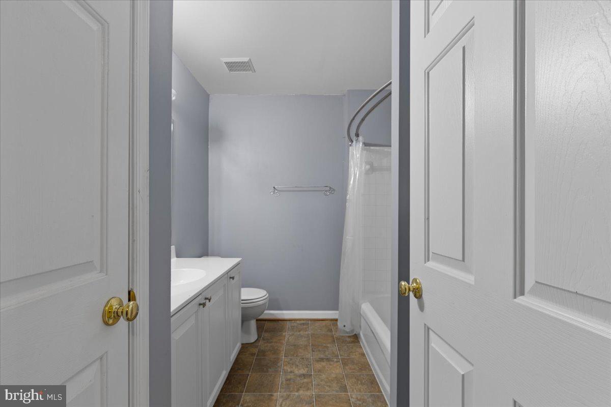 SOUTHLAKE AT MONTCLAIR - Residential