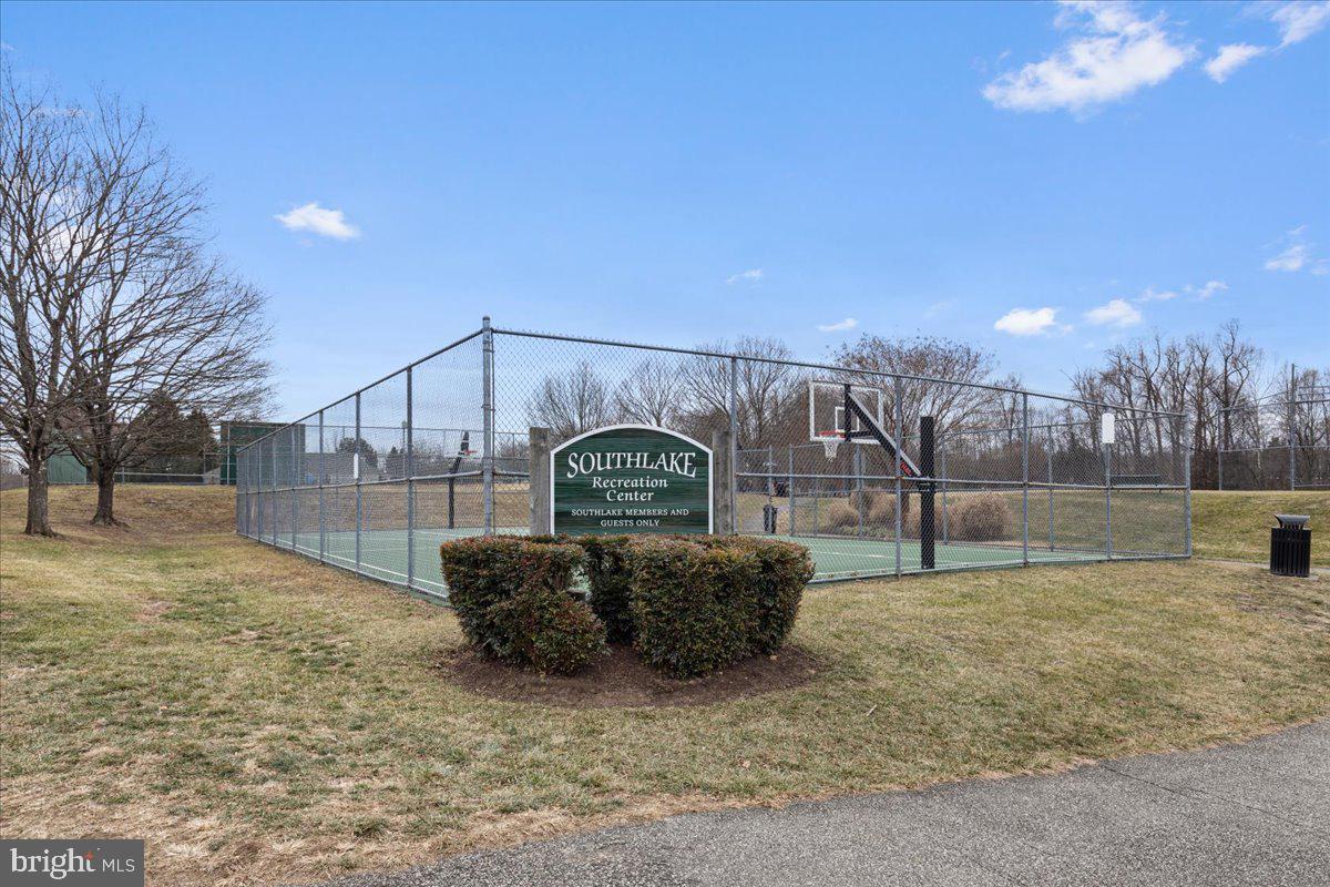 SOUTHLAKE AT MONTCLAIR - Residential