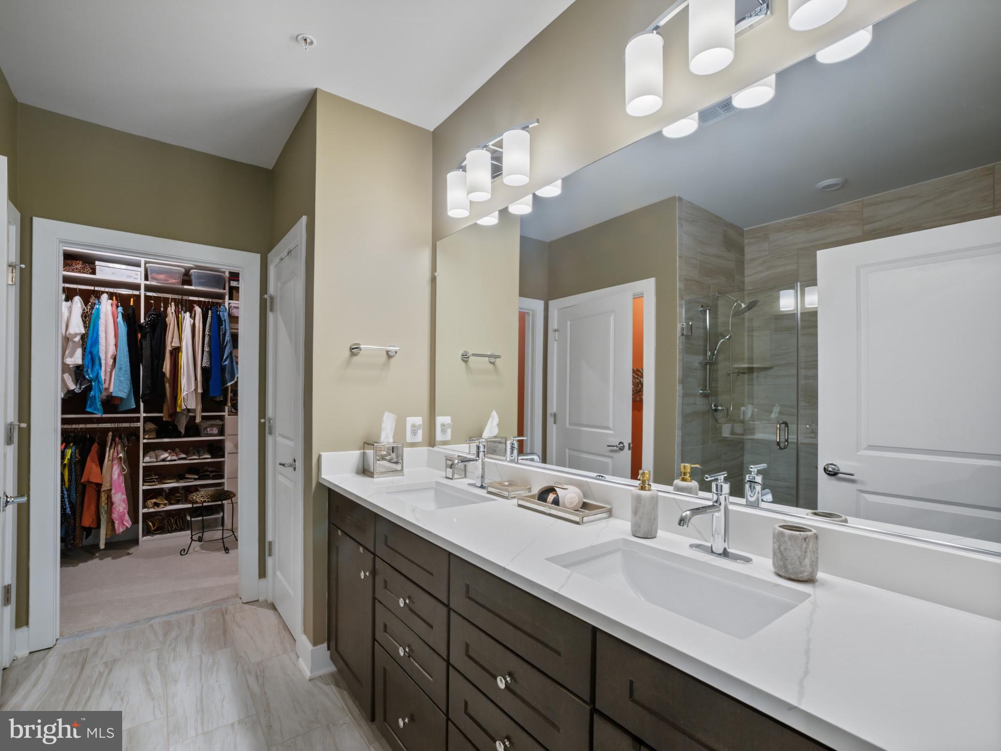 NATIONAL HARBOR - Residential