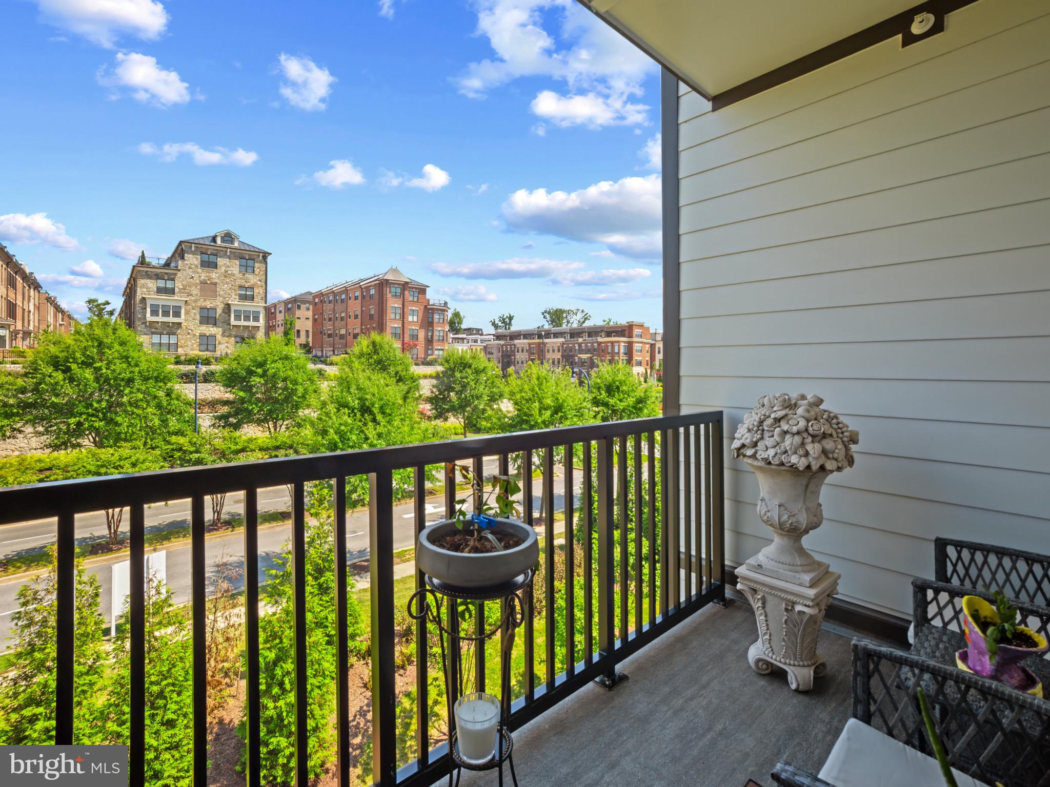 NATIONAL HARBOR - Residential