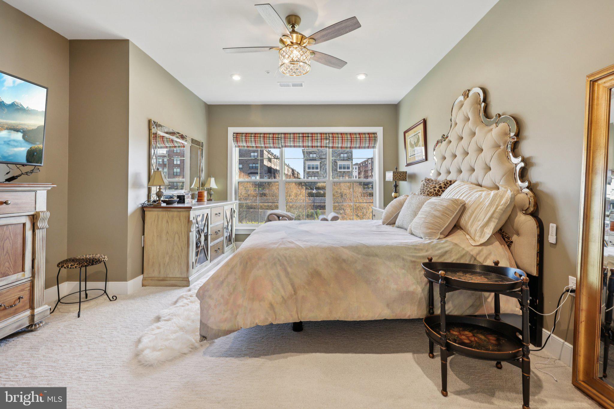 NATIONAL HARBOR - Residential