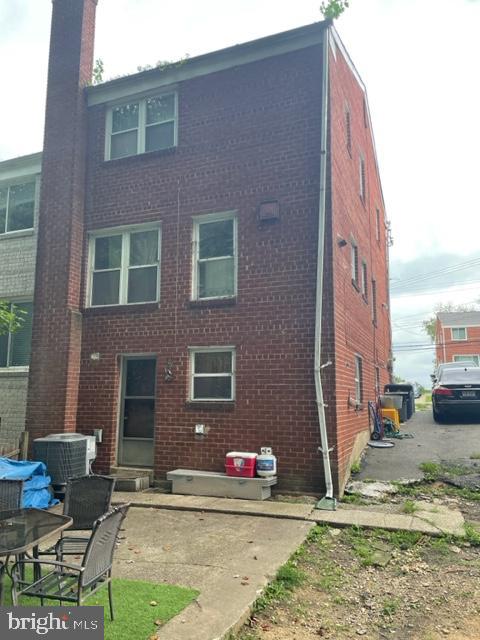 OXON RUN HILLS - Residential