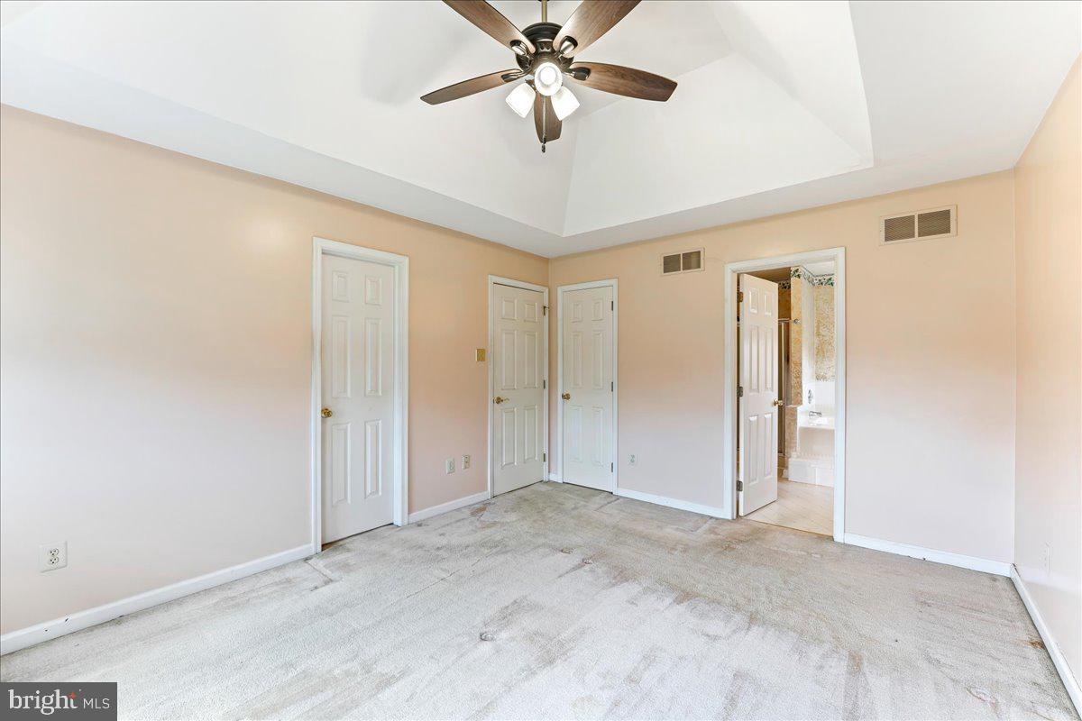 MEADOWBROOK - Residential