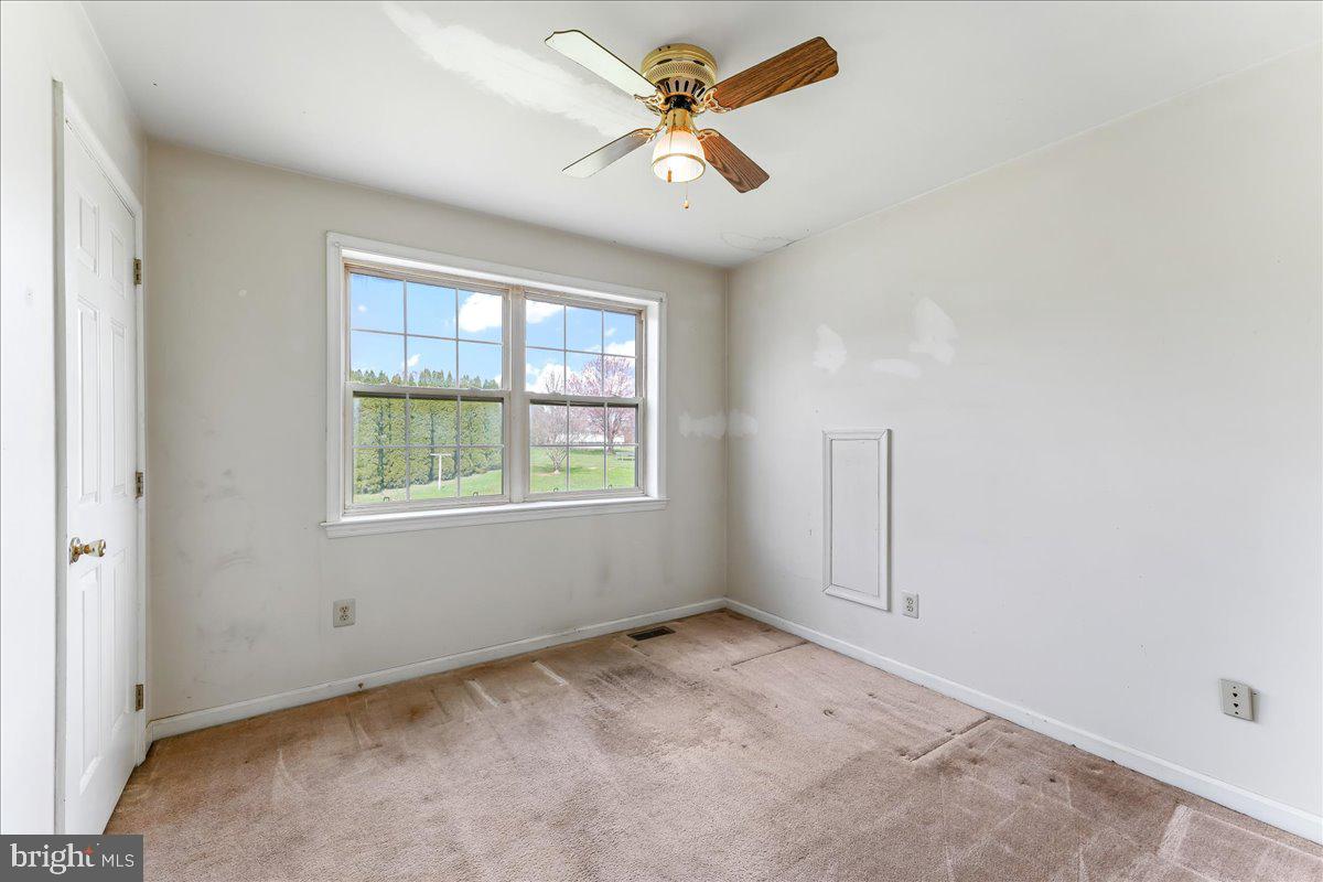 MEADOWBROOK - Residential